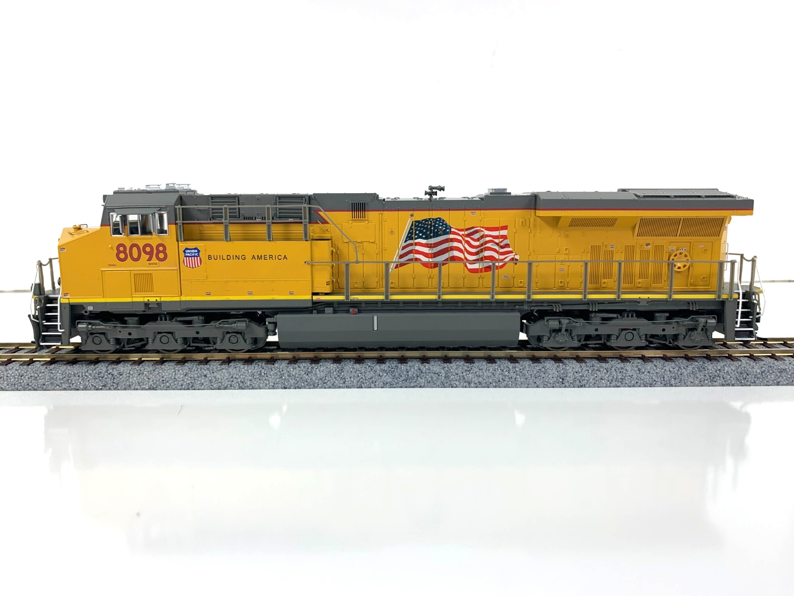 HO Broadway Ltd 5488 UP GE ES44AC #8098 -DC/DCC Paragon 3 Sound