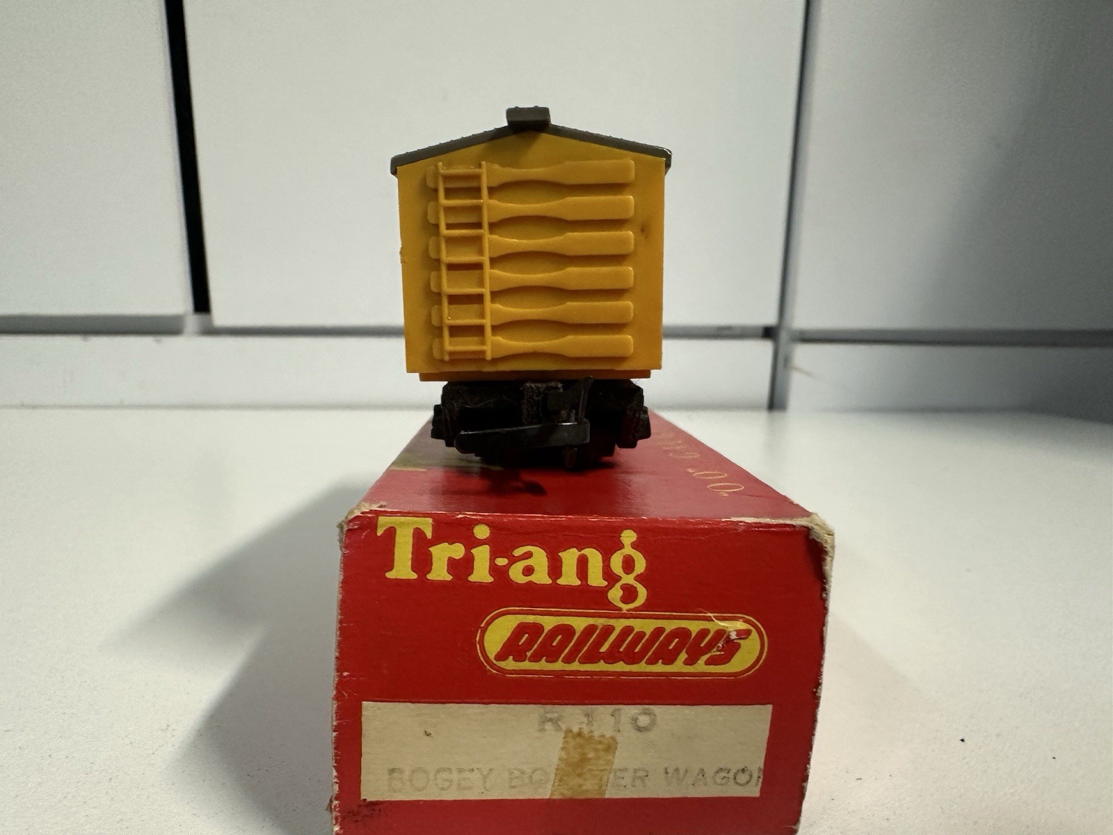 TRIANG YELLOW GOODS WAGON BOXED