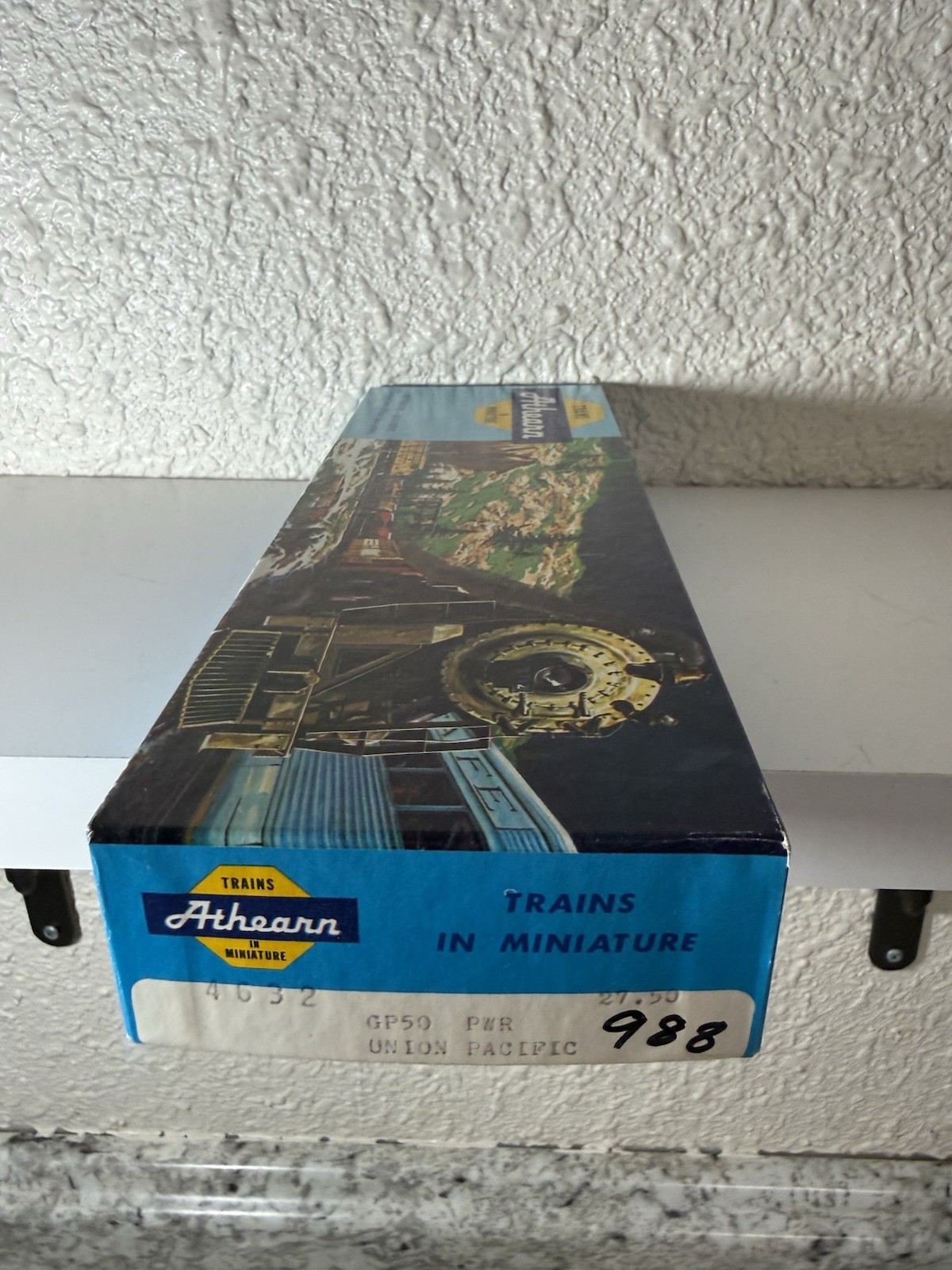 Athearn VTG HO SCALE UNION PACIFIC GP50 DIESEL LOCOMOTIVE #988 NEW OB Tested