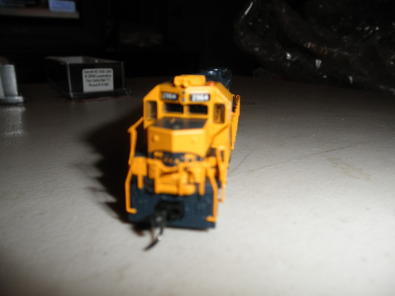 Sante Fe GP-40 – Blue/yellow w/ DCC & sound