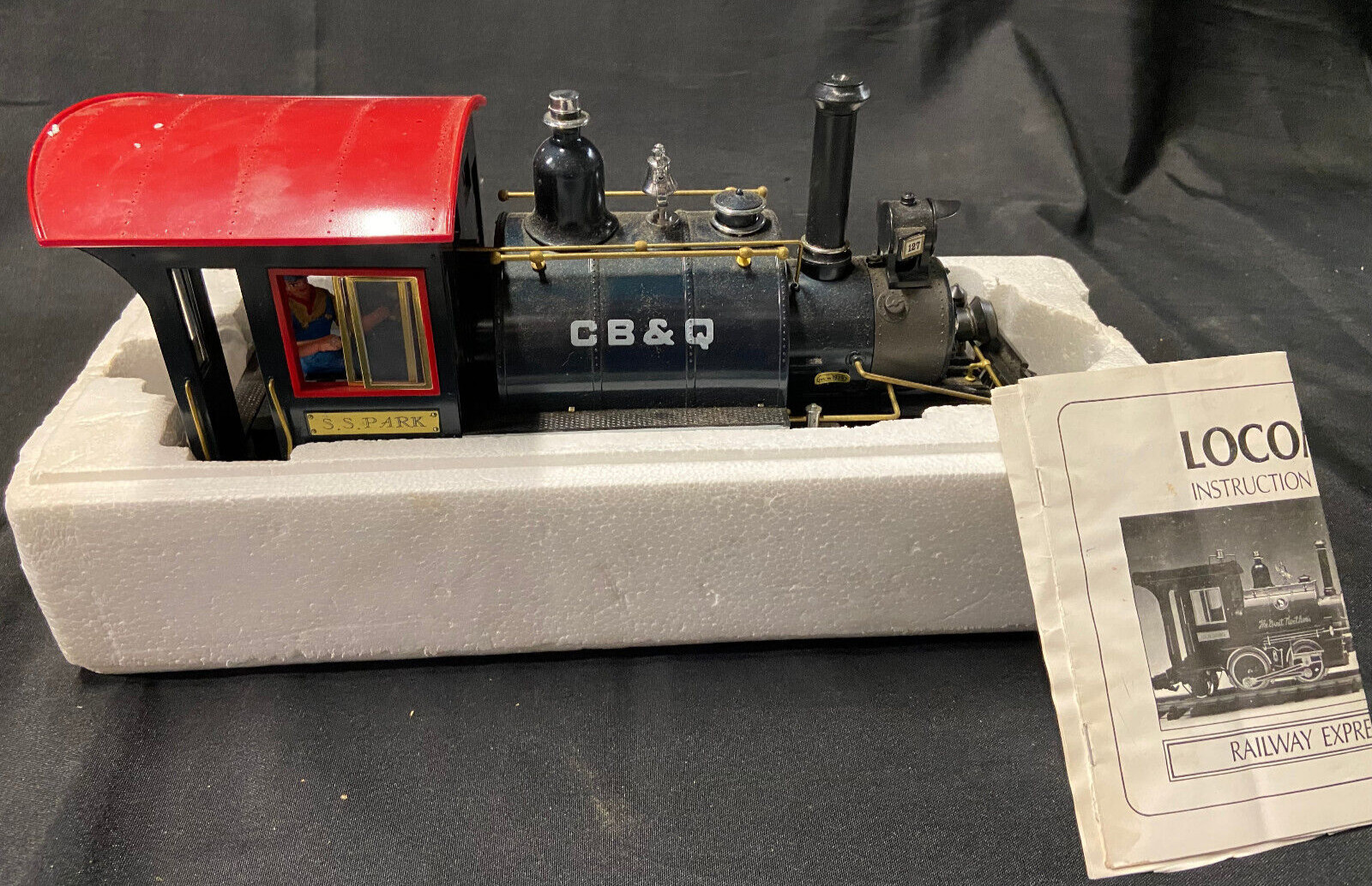 REA RODGERS 2-4-2 MODERN STEAM LOCOMOTIVE TRAIN CB&Q REA -211018 VINTAGE IN BOX