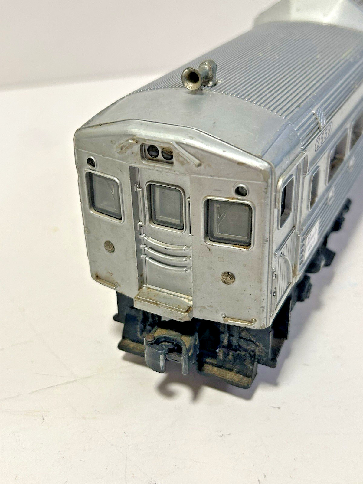 POSTWAR LIONEL #2559 B &O BUDD RDC-9 PASSENGER CAR -TESTED in BOX