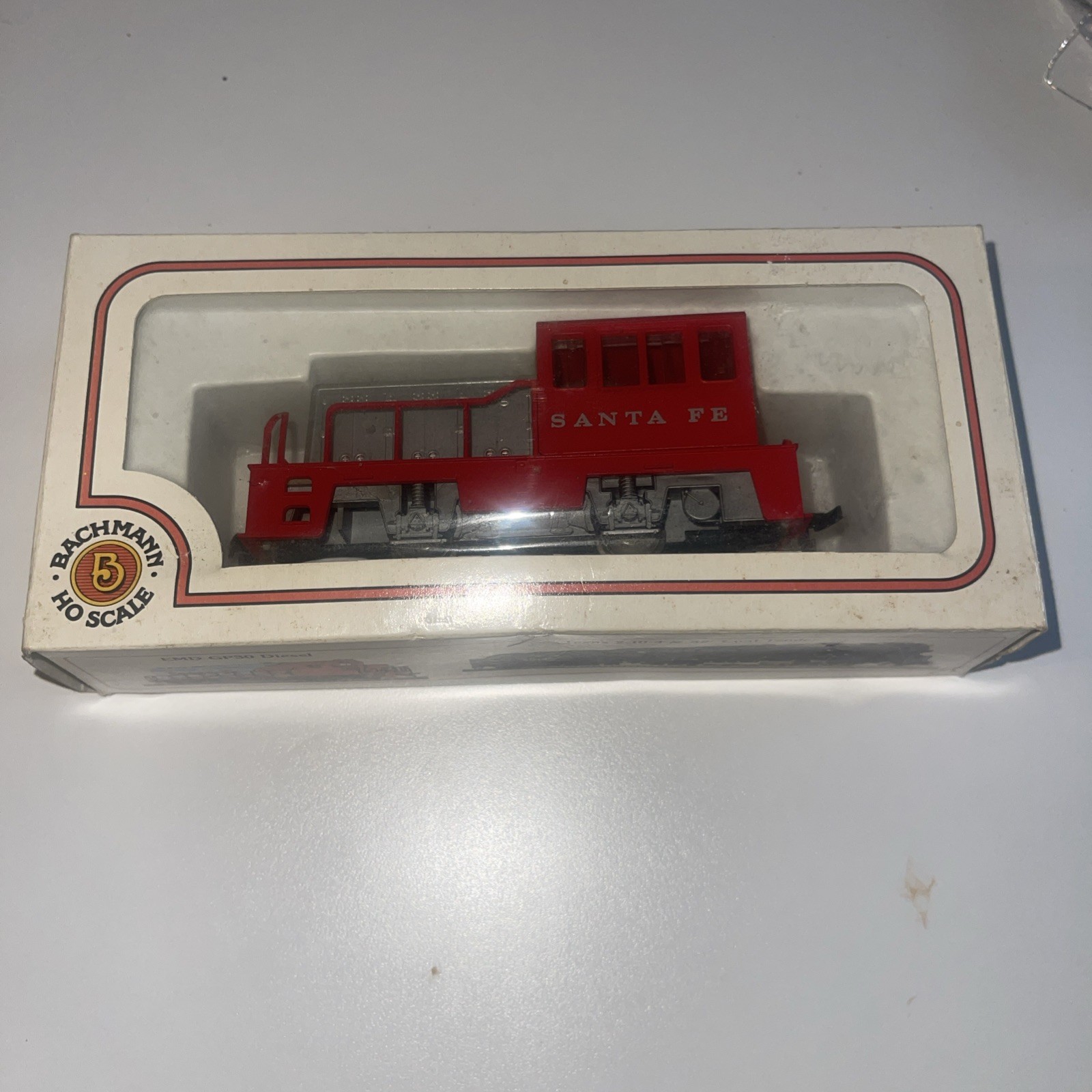 HO Scale Bachmann, AA41068002 Diesel 35 Ton Deisel Switcher, GE Santa Fe, Tested