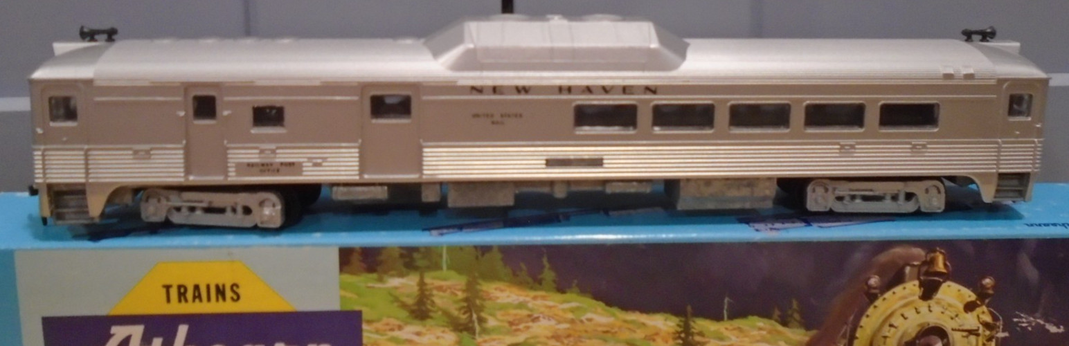 Athearn 2072 HO Scale New Haven RDC-1 Budd Car RTR Dummy Un-Powered NEW IN BOX