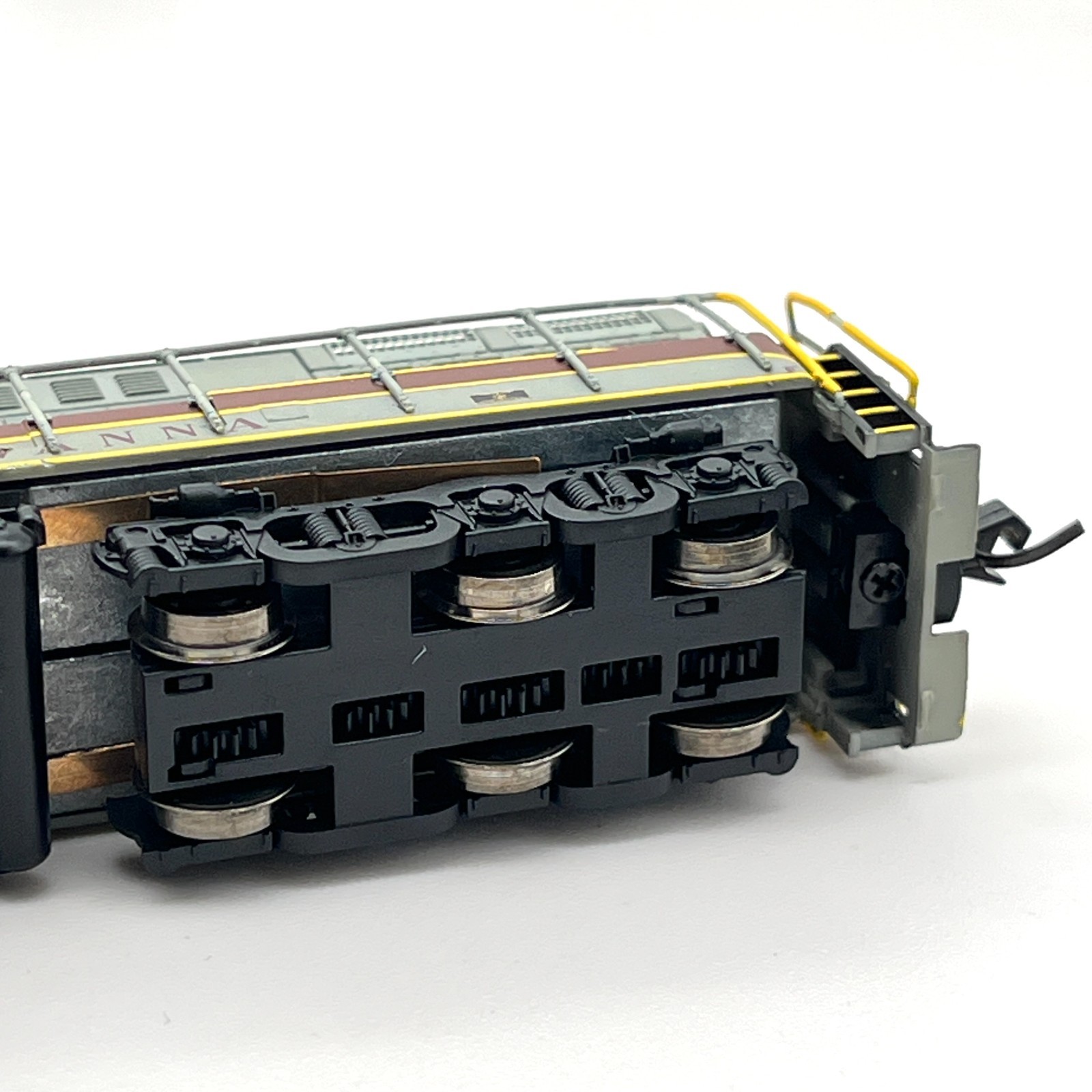 Atlas N Scale 49505 Lackawanna FM Train Master Diesel Locomotive 854 Std DC