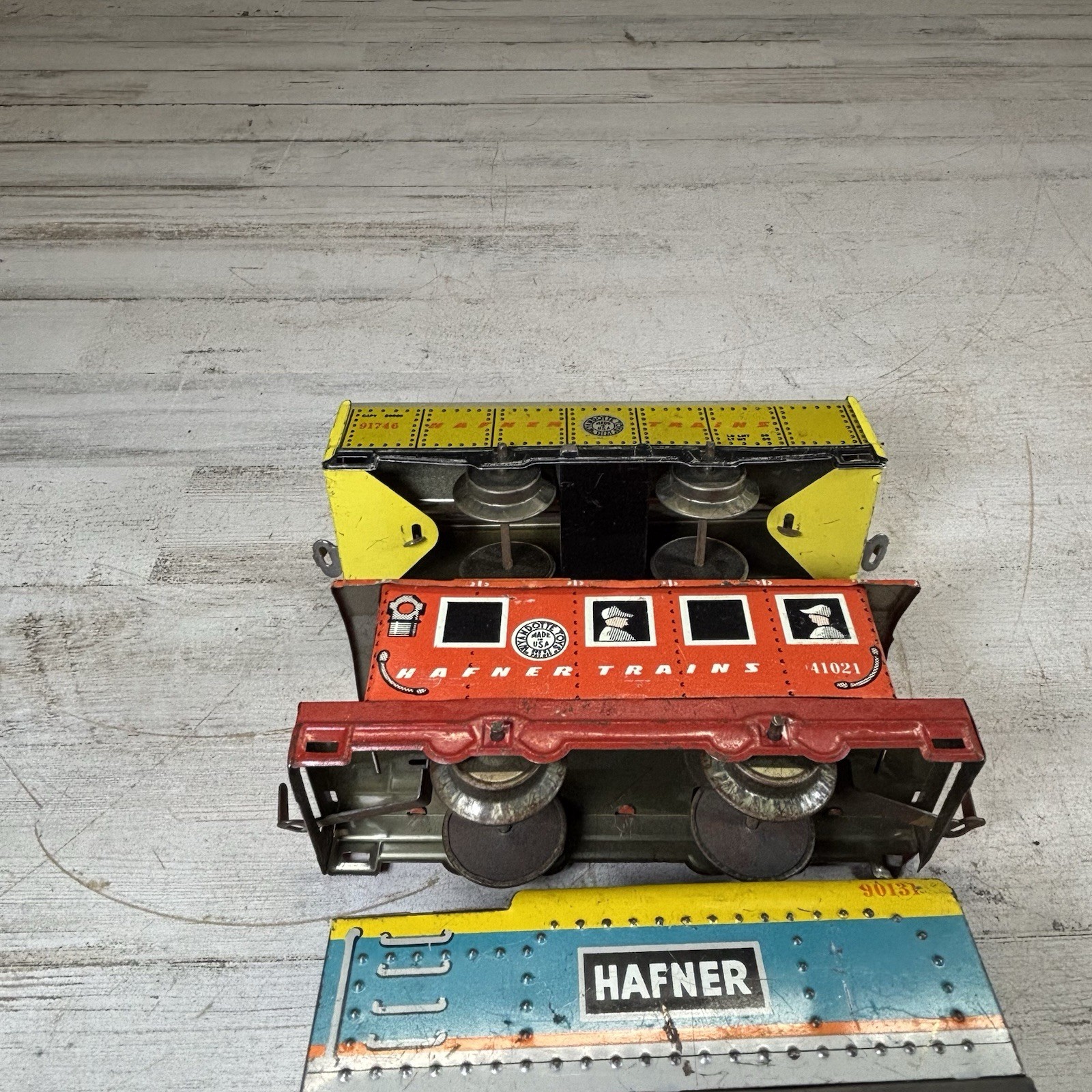 Hafner Prewar O Gauge Tin Litho Wind-Up Train Set Loco Caboose Tender Hopper 4Pc