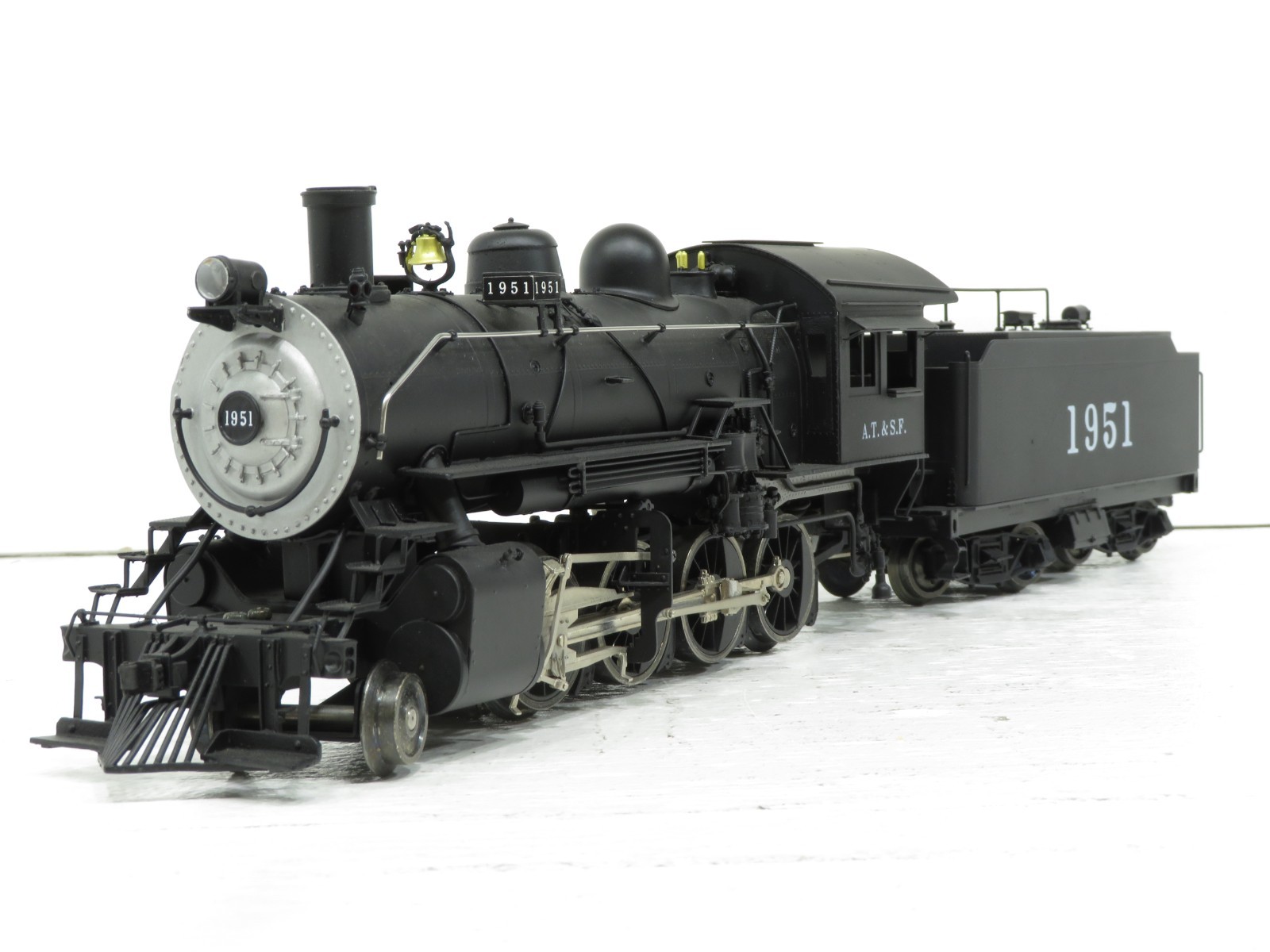 Sunset Models 3rd Rail 1951 Brass Santa Fe 2-8-0 1950 Locomotive LN