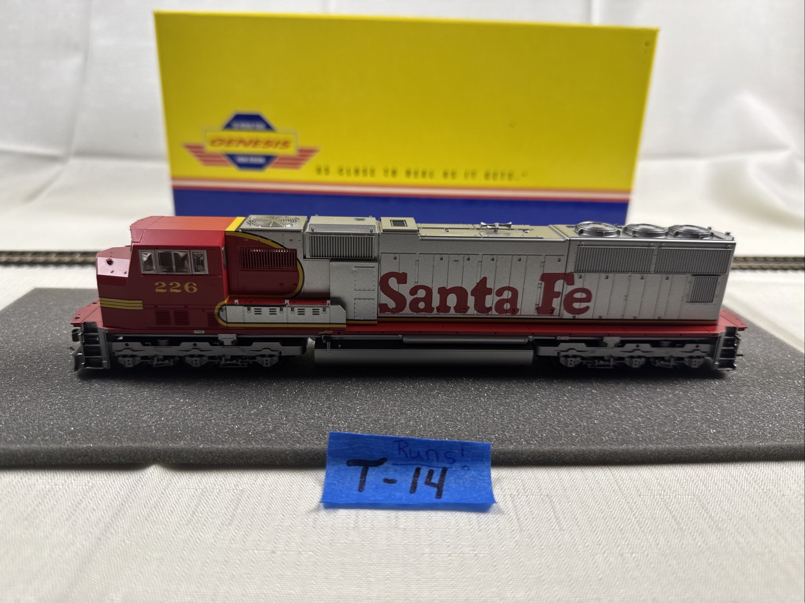 Genesis G6137 USRA 2-8-2 SD75M Santa Fe #226 from Athearn