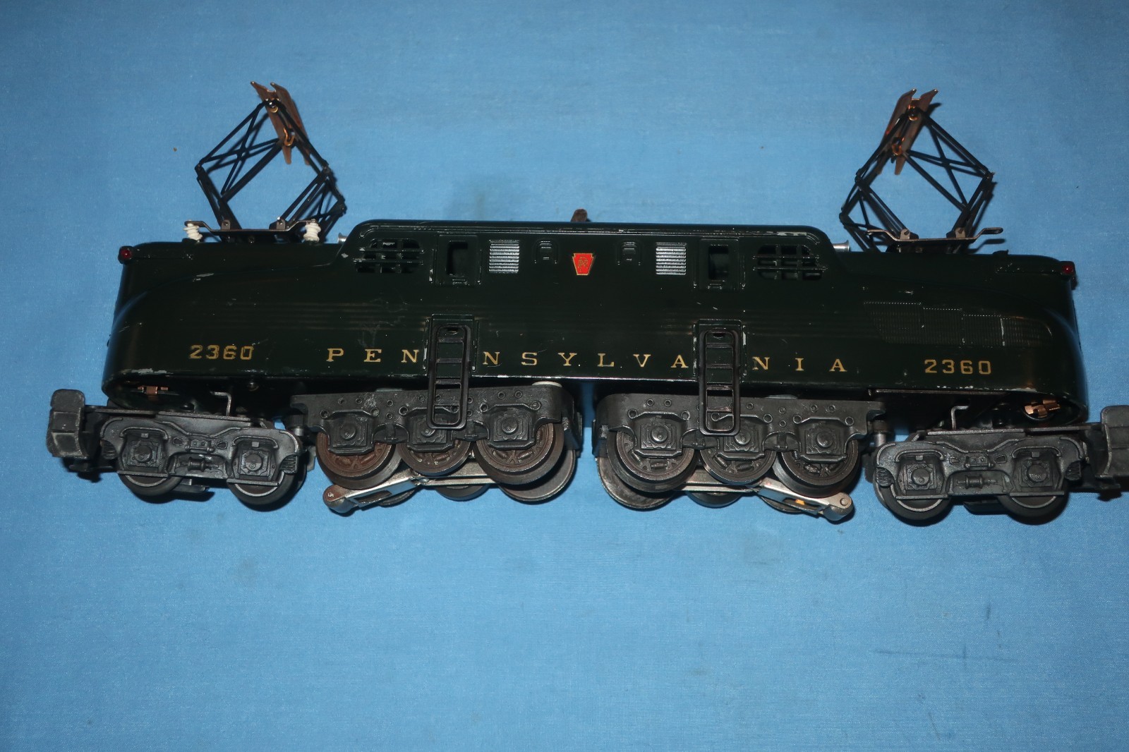 Lionel #2360 Pennsylvania PRR GG1 Locomotive. Runs well