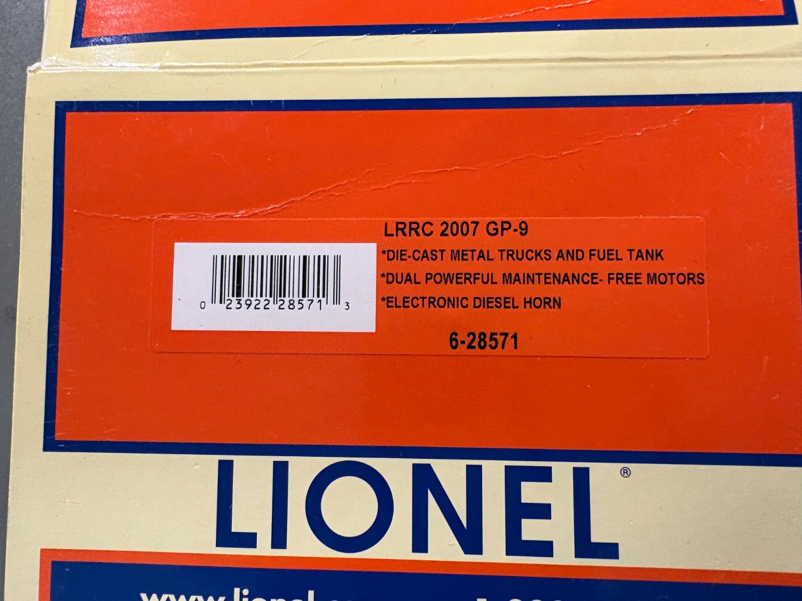 LIONEL 6-28571 LRRC 2007 GP-9 NEW ENGINE In BOX with paper