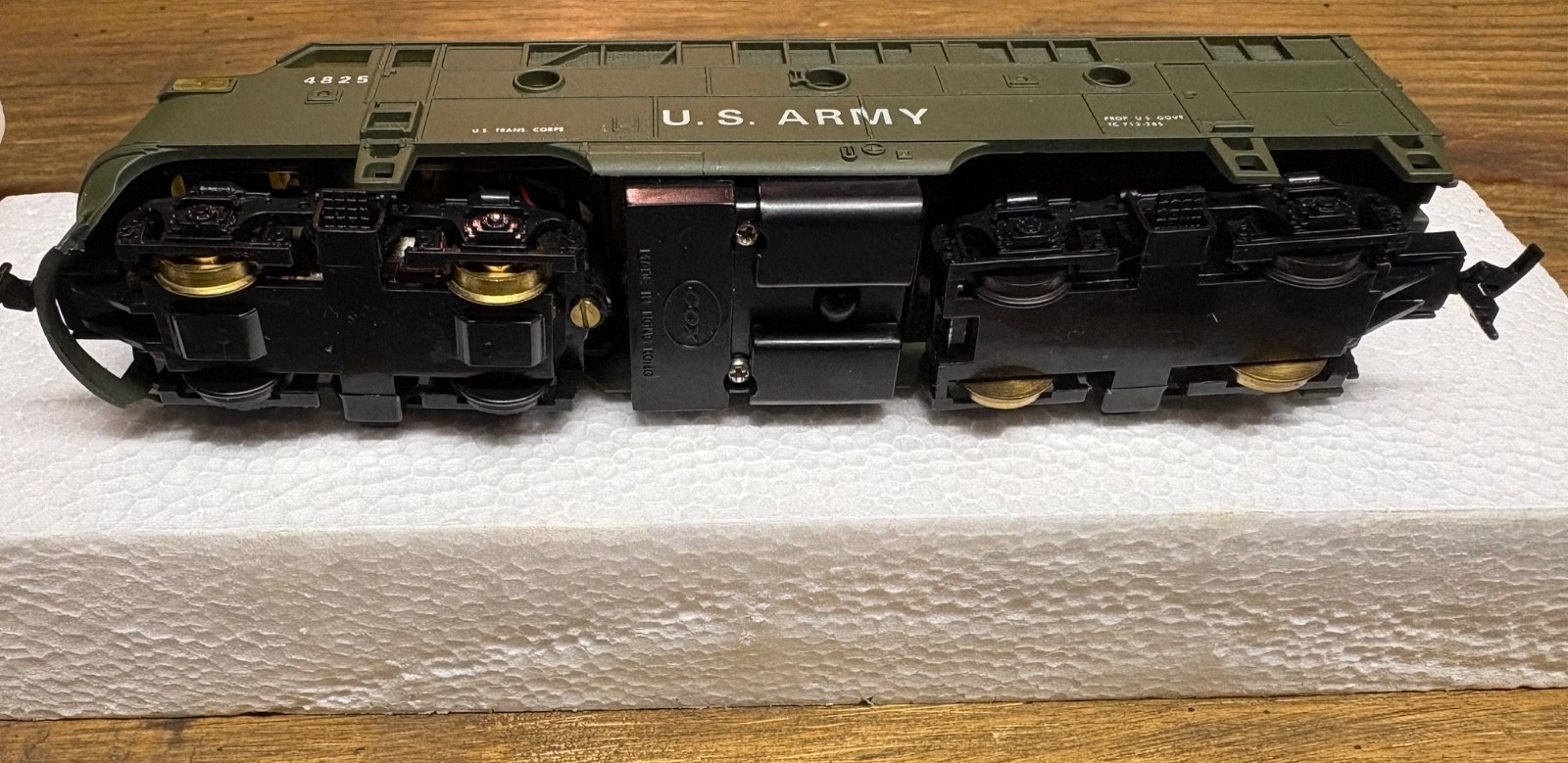Vintage Cox HO Scale US Army F3 Diesel Locomotive 6111-6 Tested & Working