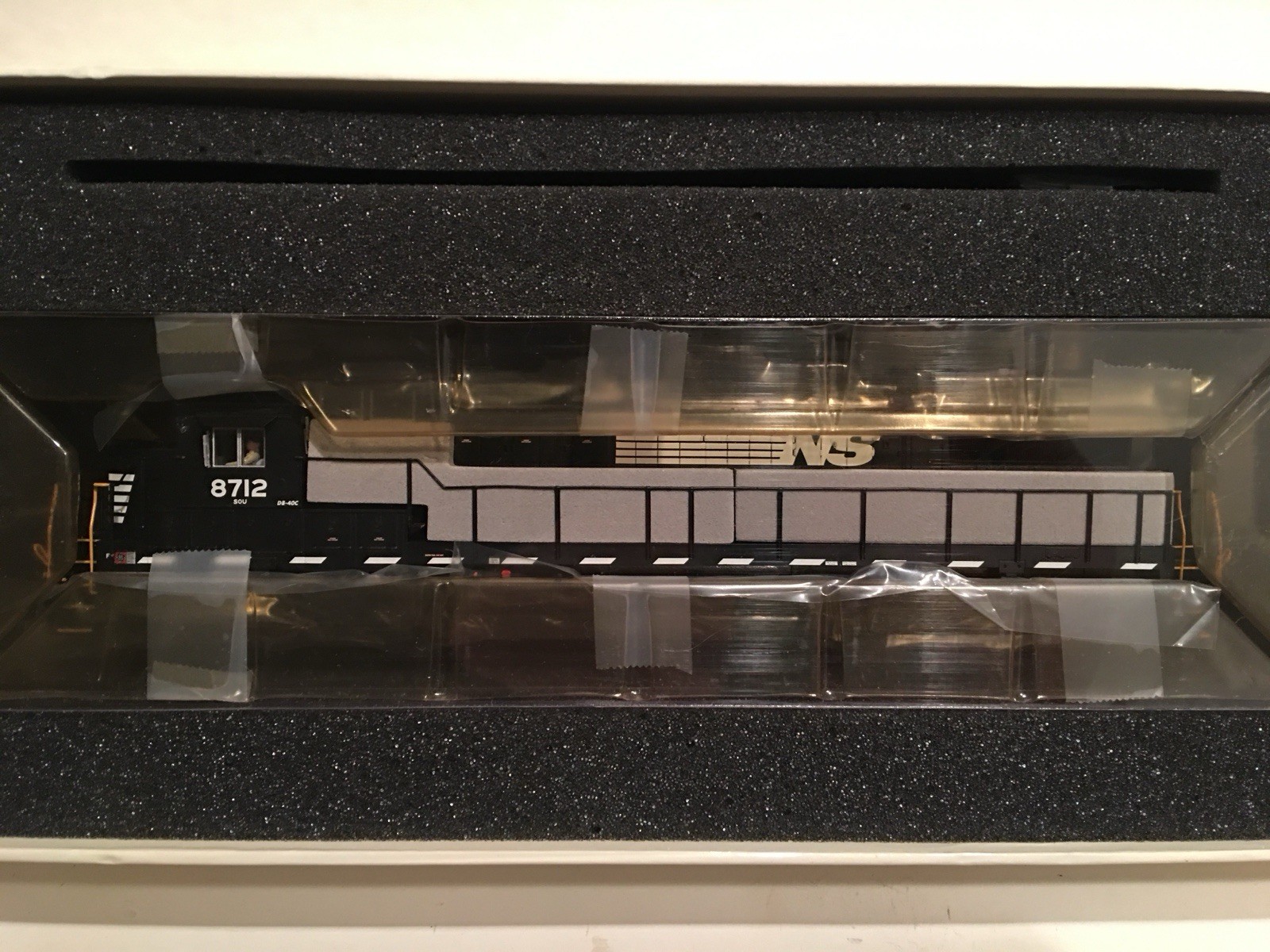 HO Atlas 9632 Norfolk Southern Dash 8-40C Diesel Locomotive NS #8712 DCC SOUND