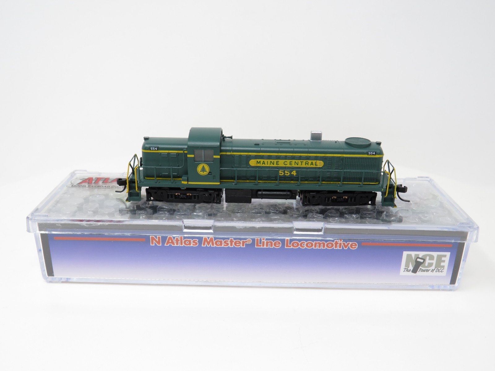 Atlas N 40005041 DCC Maine Central MEC #554 RS-2 Diesel Switcher Locomotive