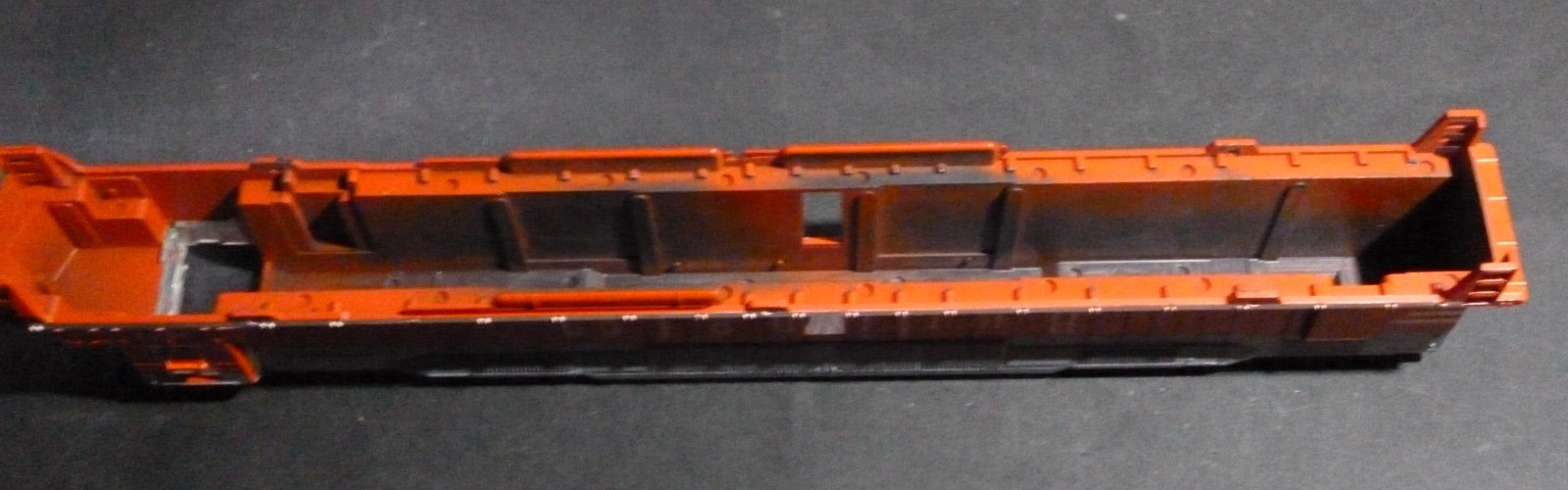 Ho Athearn Diesel locomotive DD40 shell Burlington