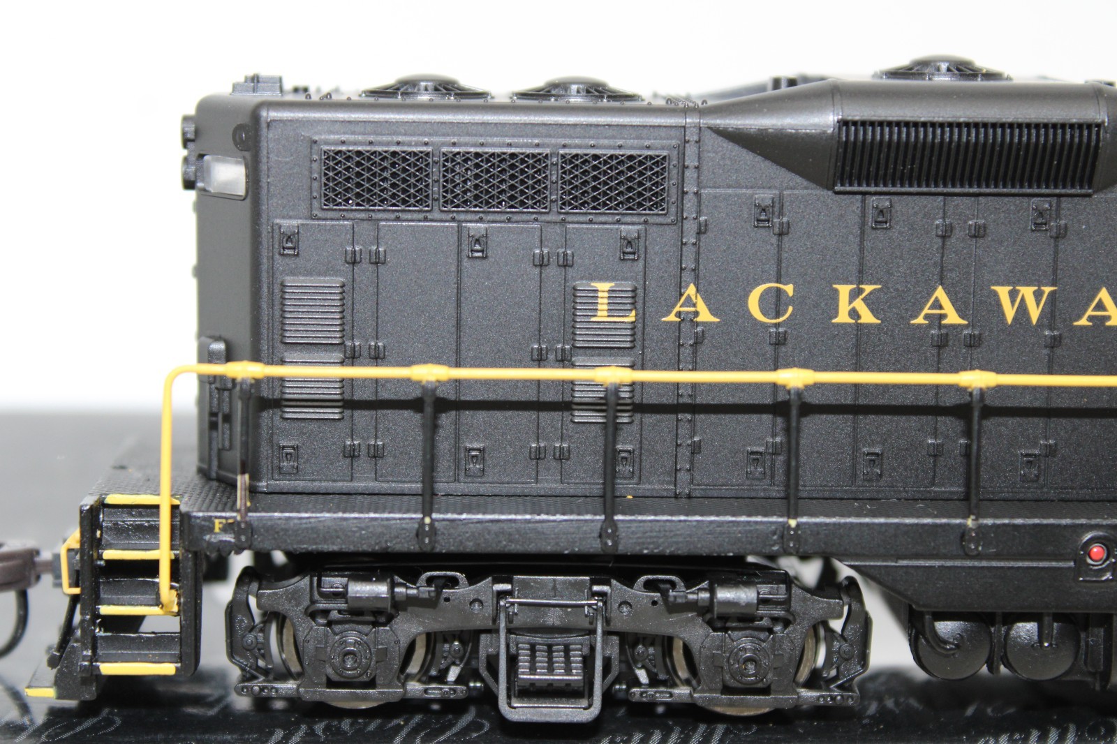 Atlas Classic HO Scale Lackawanna EMD GP7 Diesel Locomotive No # DCC