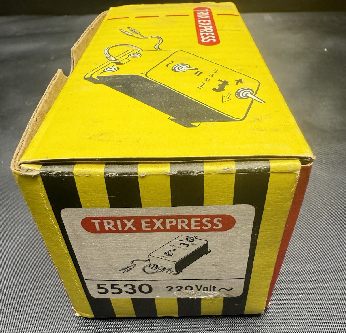 TRIX EXPRESS 5530 220 VOLT TRANSFORMER FOR HO MODEL TRAINS NEW IN BOX