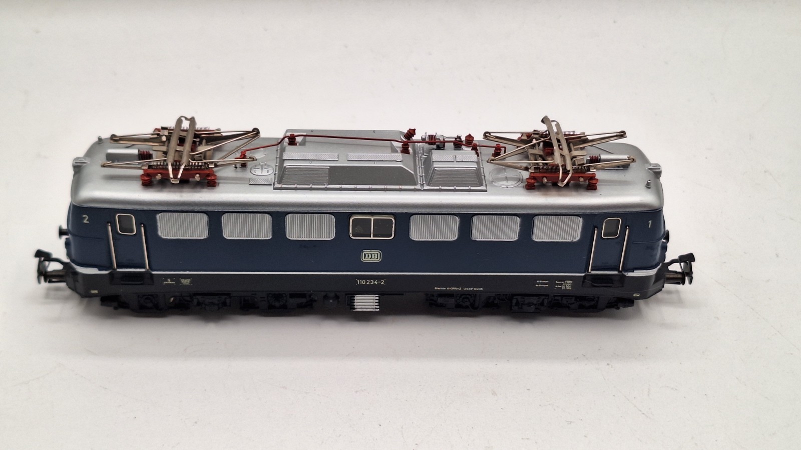 Marklin 3039 HO Scale AC, DB Electric Locomotive 110 234-2 blue Tested