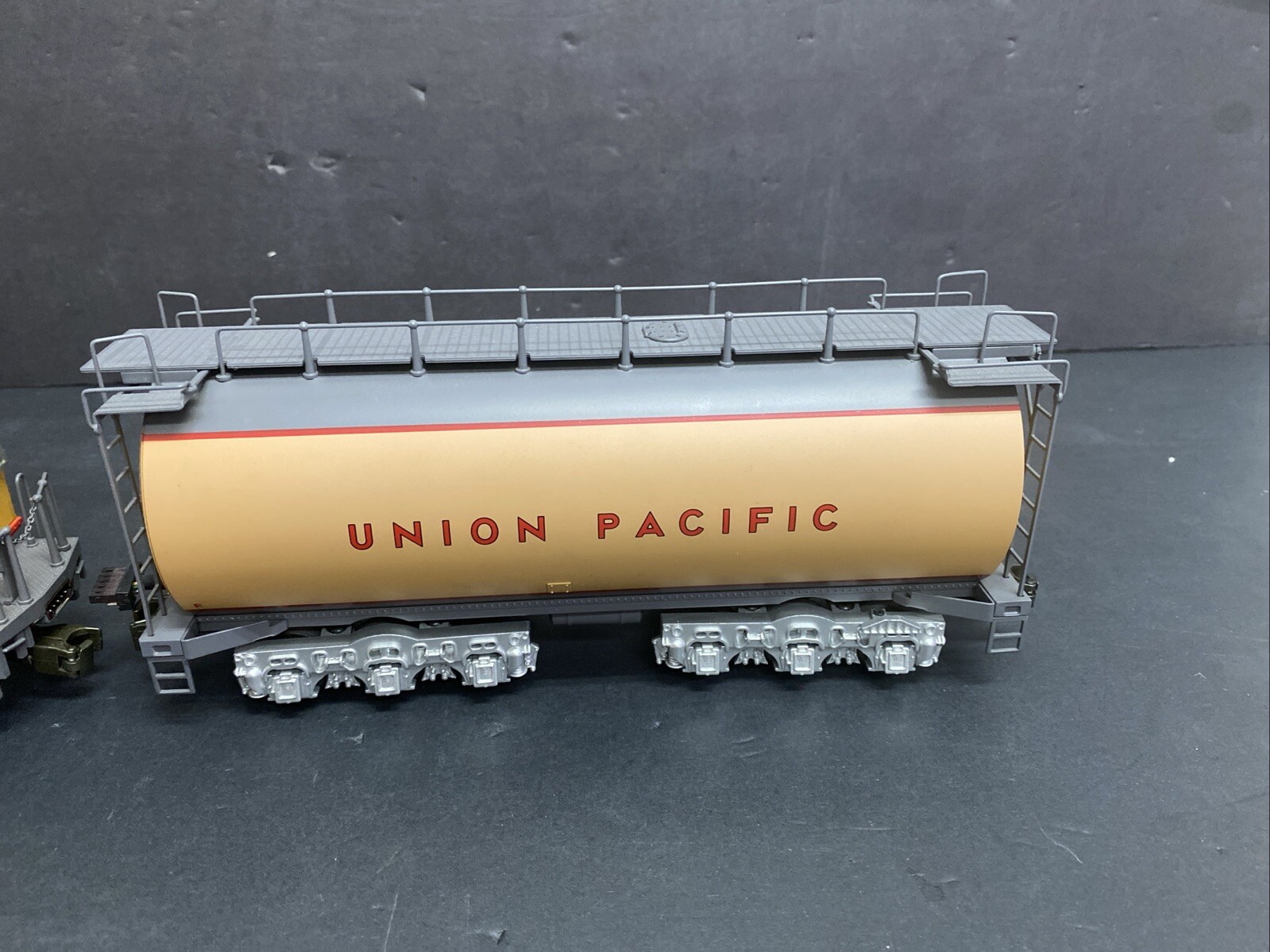 MTH Union Pacific Veranda Turbine Locomotive w/PS1 #61 20-2185-1 in box J.72