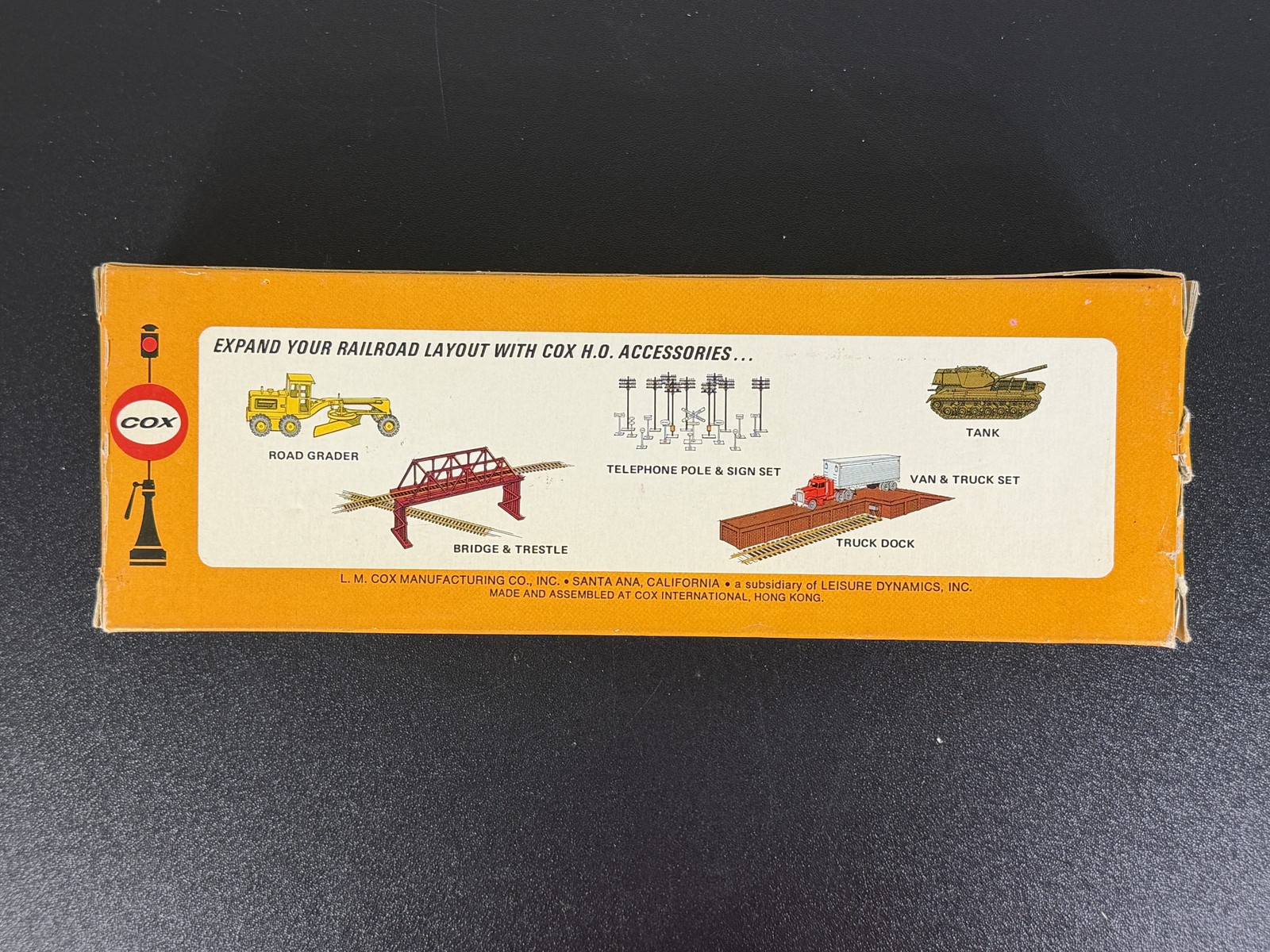 NEW VINTAGE COX HO Scale Electric Trains GP-9 Locomotive The Championship Train