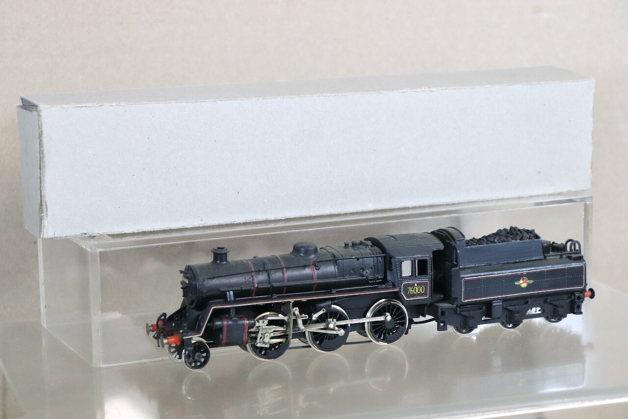 AIRFIX KEMILWAY KIT BUILT BR BLACK 2-6-0 STANDARD CLASS 4MT LOCOMOTIVE 76000 od