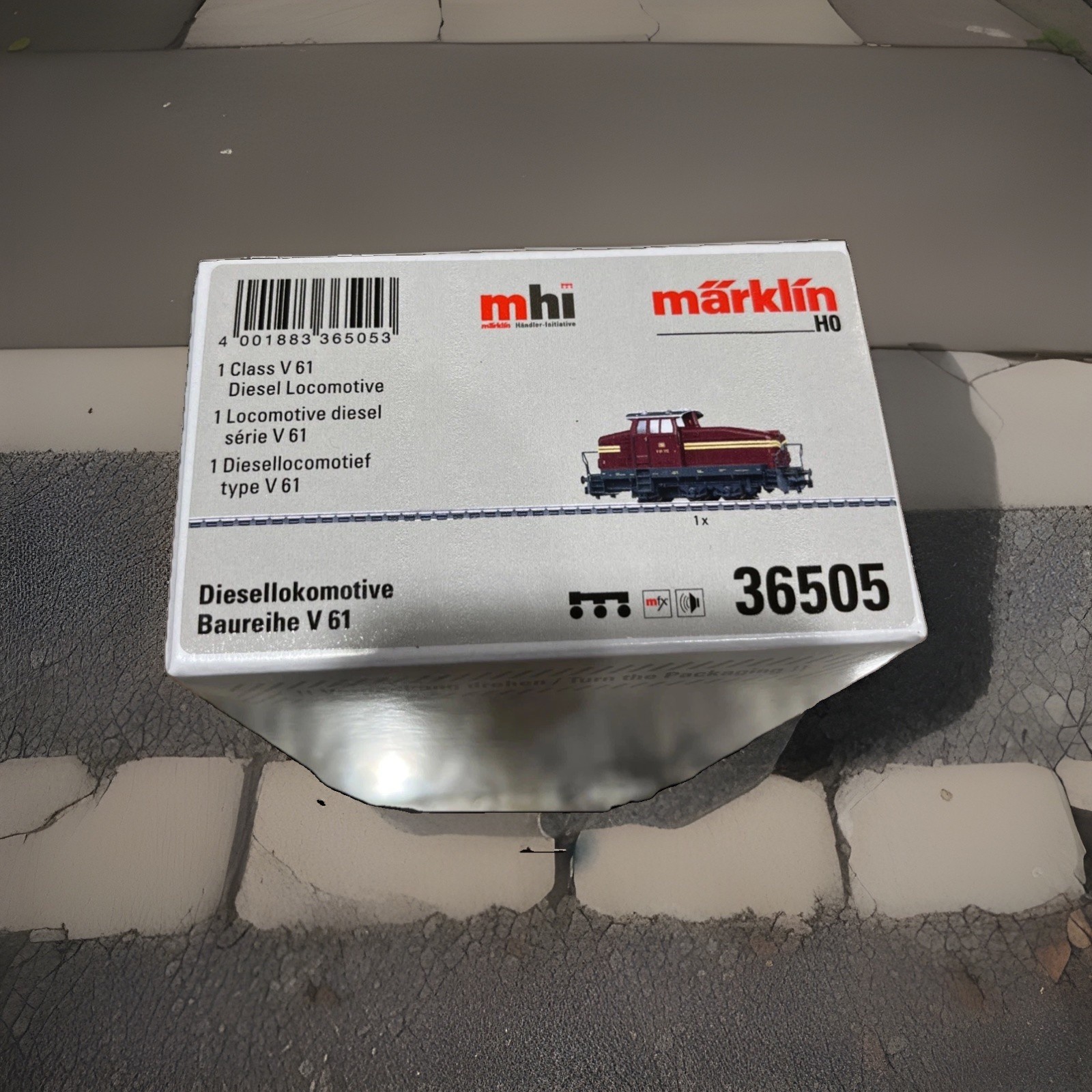 Marklin 36505 HO German Federal Railroad III DB Class V 61 Diesel Locomotive New