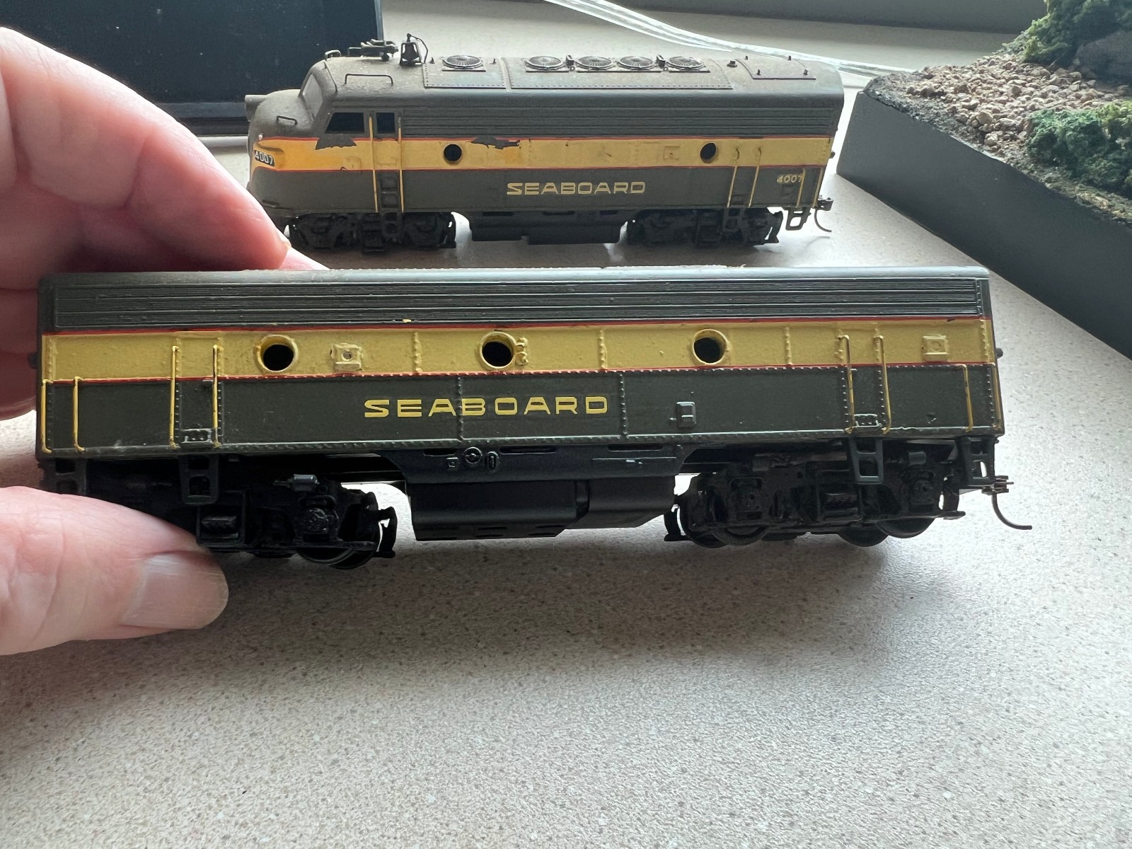 Custom ,Detailed, Dummies Athearn HO Scale F7A & B SEABOARD Green/Yellow