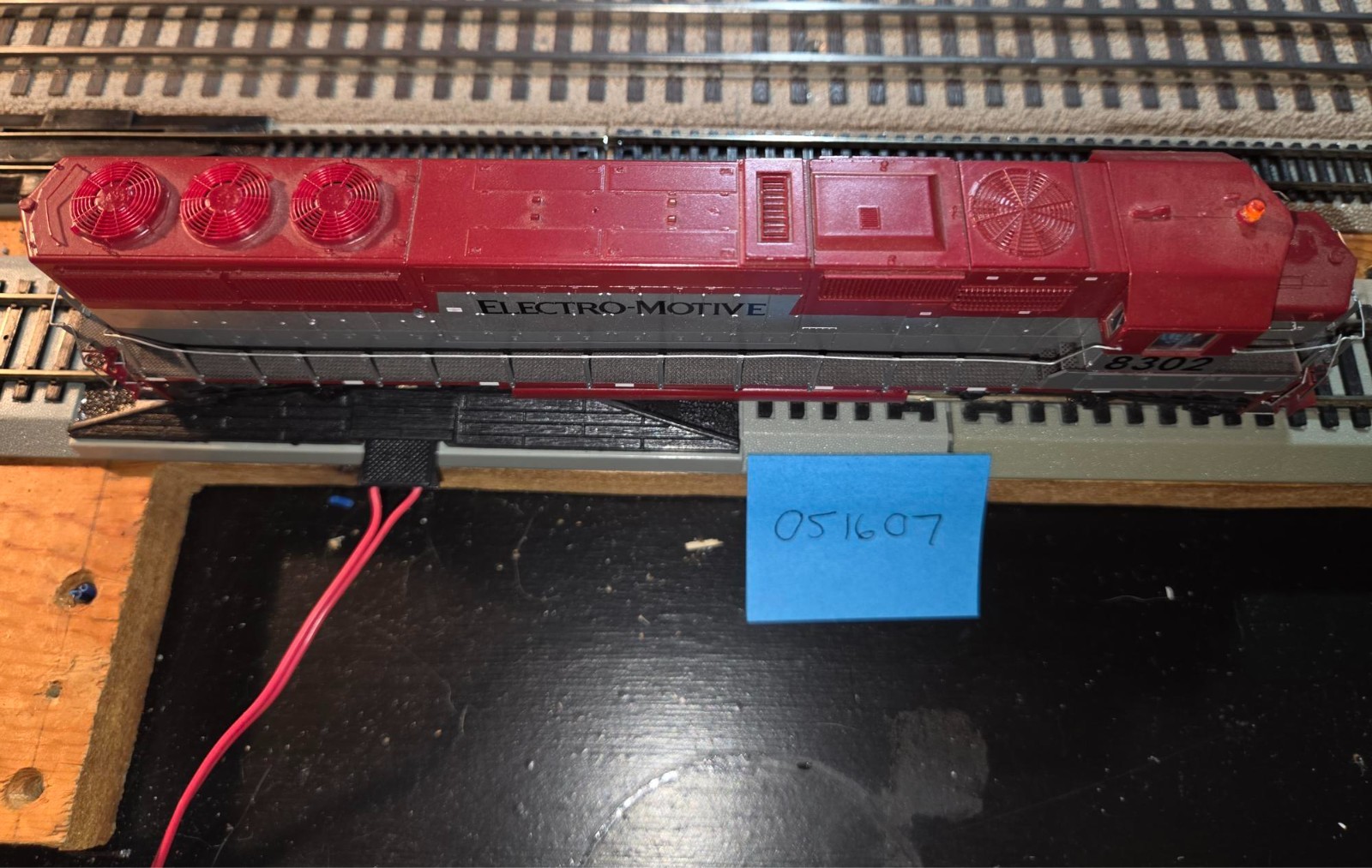 LIFE-LIKE PROTO 2000 ELECTROMOTIVE SD60 8302 DIESEL, BELIEVED DCC, SEE PHOTOS