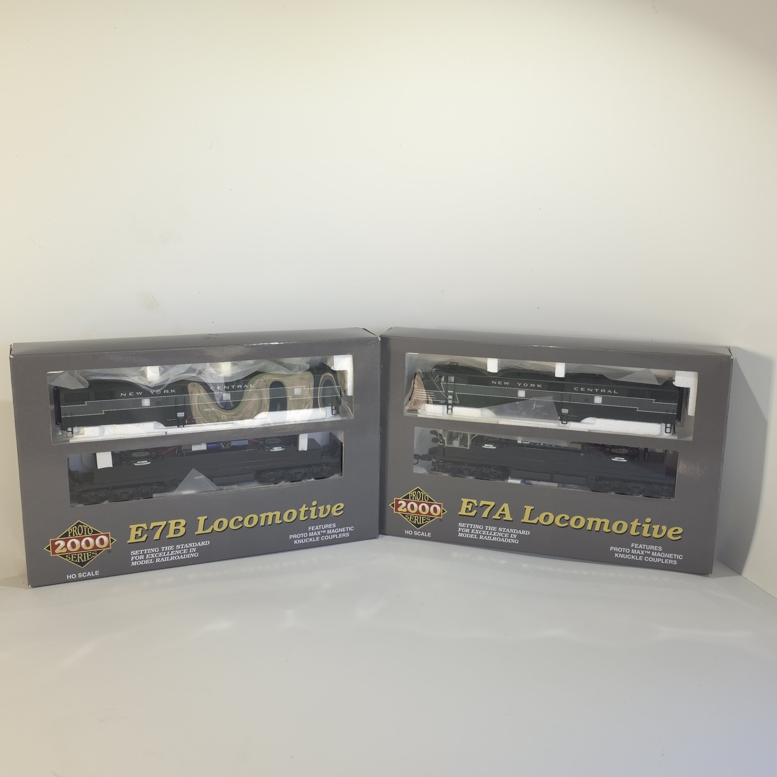 Walthers Proto 2000 HO 920-40995 NYC New York Central E7A & E7B Diesel Locomotiv