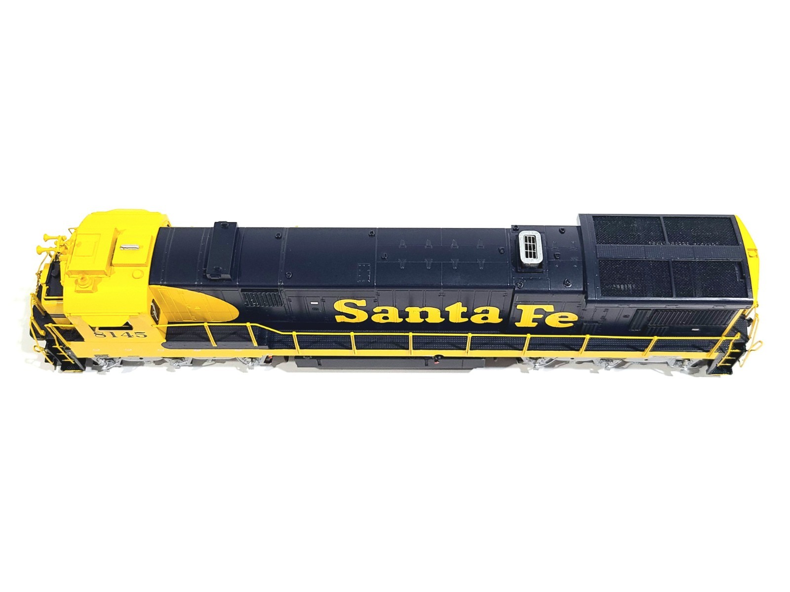 Overland OMI SF GE C30-7 Santa Fe Warbonnet #8145 HO Brass Model #087010051.1