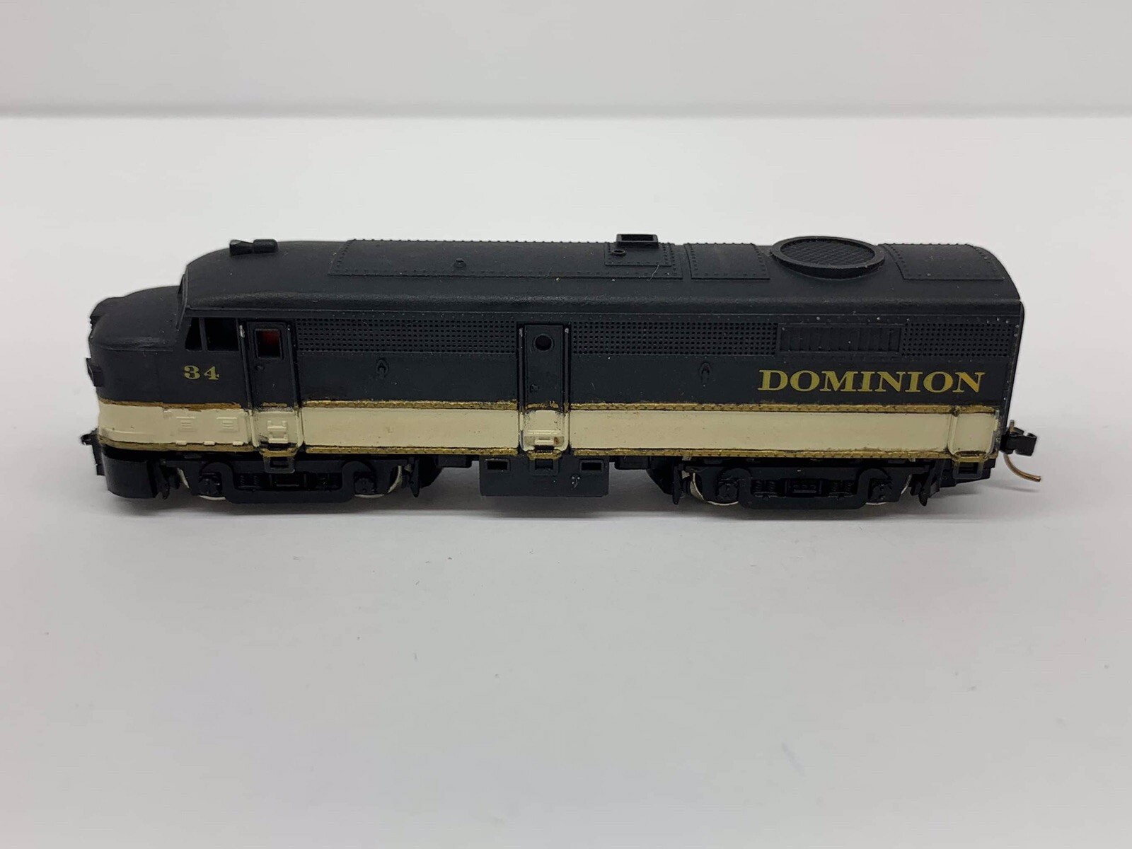 Arnold Rapido N #34 Dominion Diesel Model Locomotive