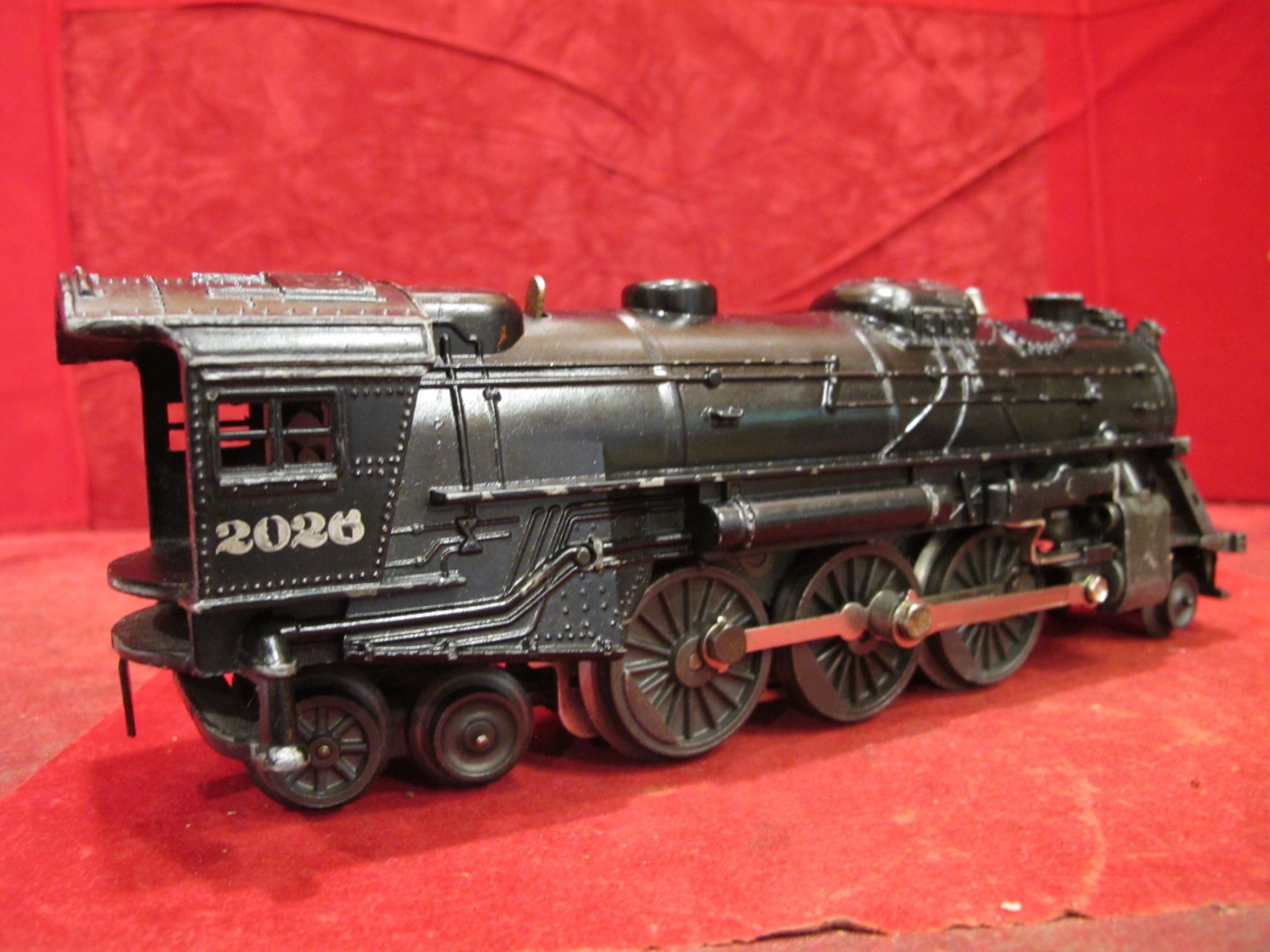 Lionel Vintage Postwar No. 2026 2-6-4 Locomotive~runs smokeS