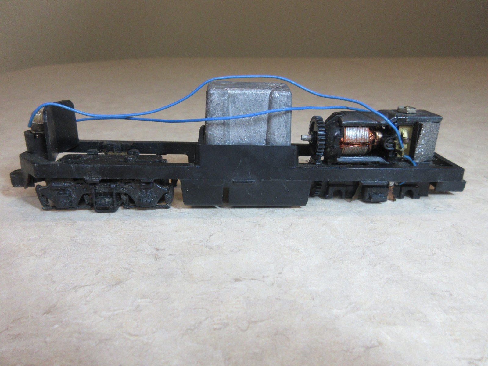 Revell F7 Diesel Locomotive. New Haven. Motor & Light Work! For Parts Or Repair