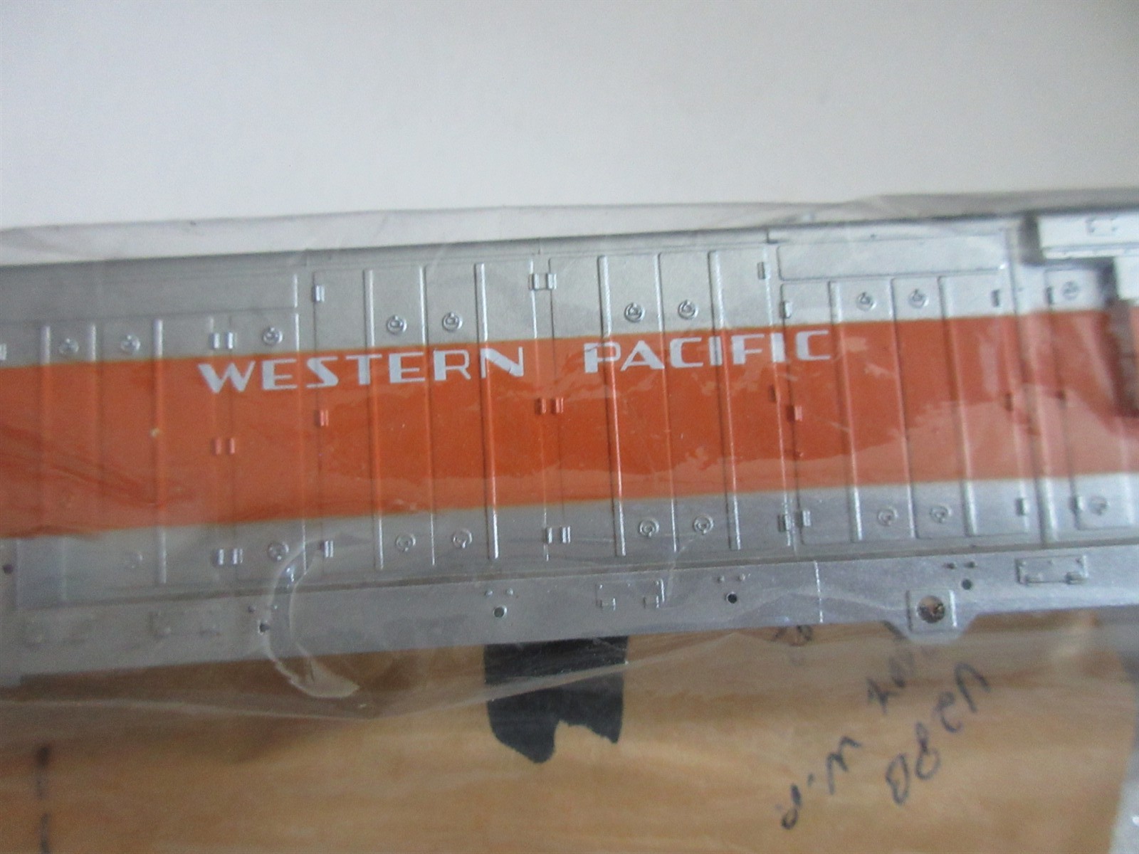 Shell ONLY HO Scale Western Pacific RS-70 #754 Diesel Locomotive Shell