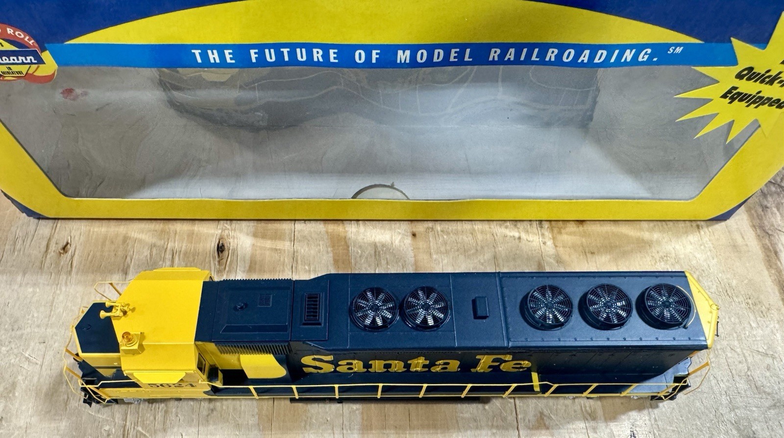 Athearn HO 95425 Santa Fe SD45 Road Number 5624 New! DCC Ready