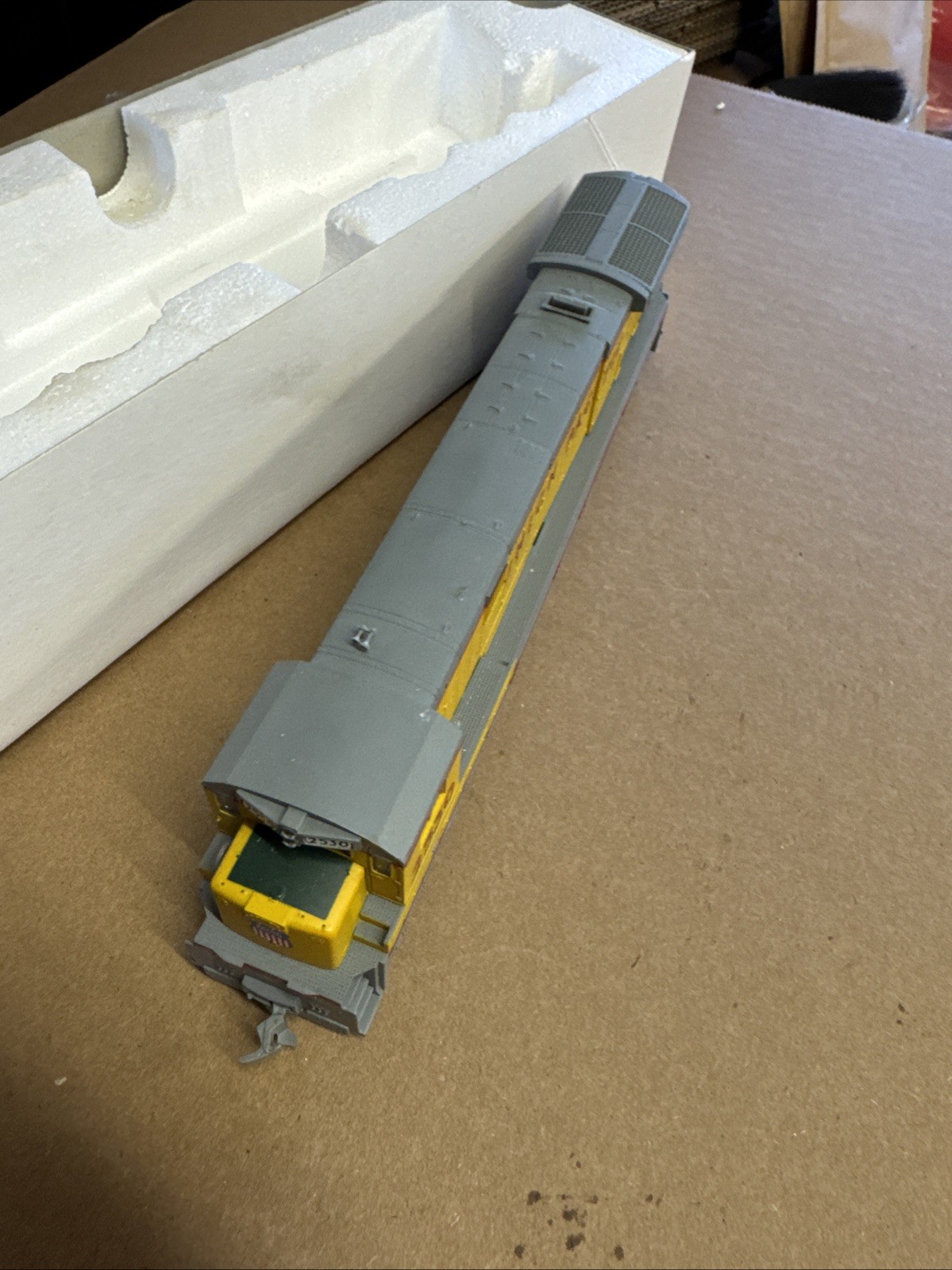 HO Atlas C30-7 Union Pacific #2530 Diesel Locomotive No. 8619 w/ box