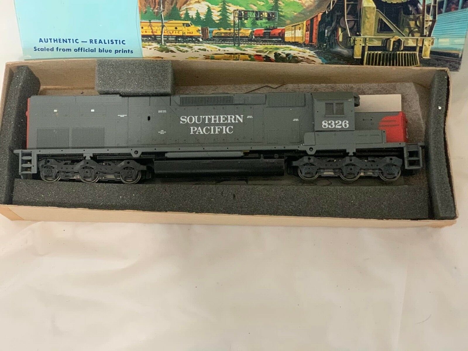 ATHEARN TRAINS IN MINIATURE 4501 SOUTHERN PACIFIC 8326 ORIGINAL BOX