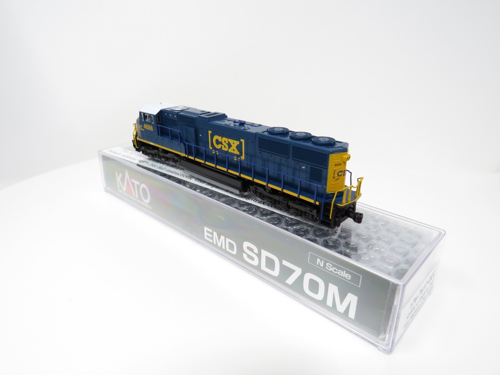 Kato N 176-7617-DCC CSX Transportation EMD SD70M Diesel Locomotive Freight Train