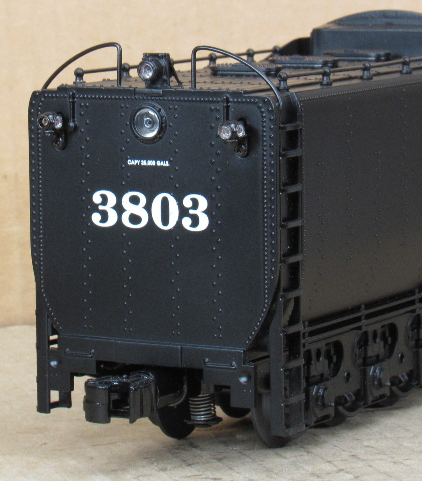 Lionel 38009 Rio Grande 4-6-6-4 “Challenger” Steam Engine w/TMCC/RS O-Gauge LNIB