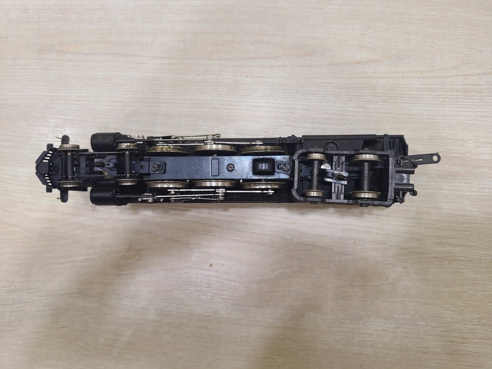 AHM/Riverossi 464 New York Central 5405 HO Locomotive. See Description