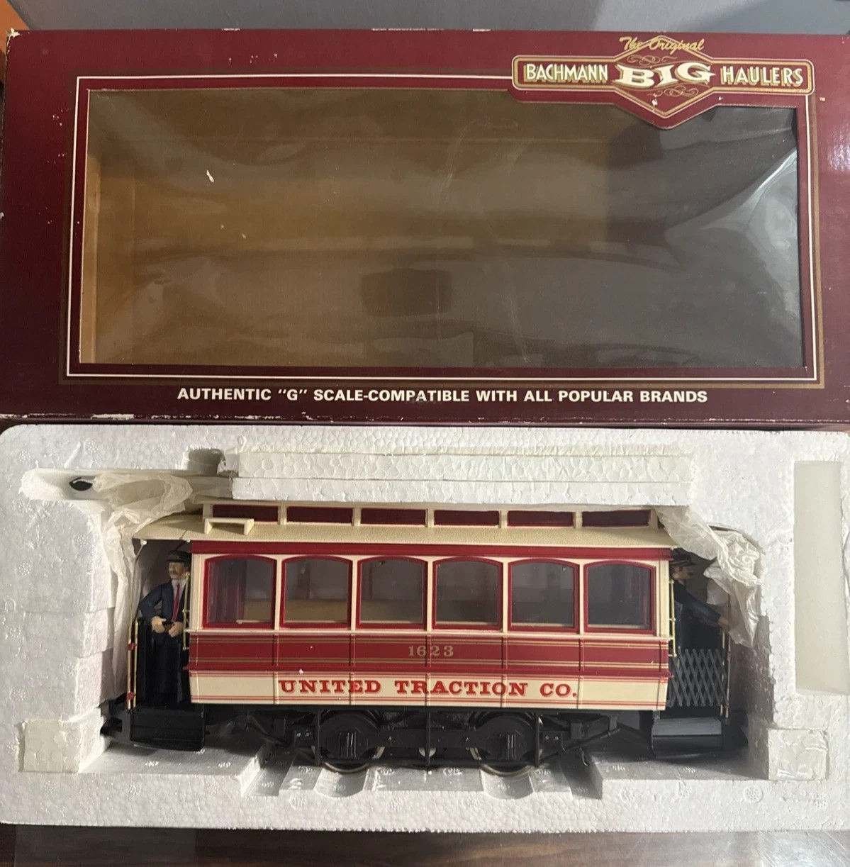 Bachmann Big Haulers G Scale Closed Street Car 93939 United Traction