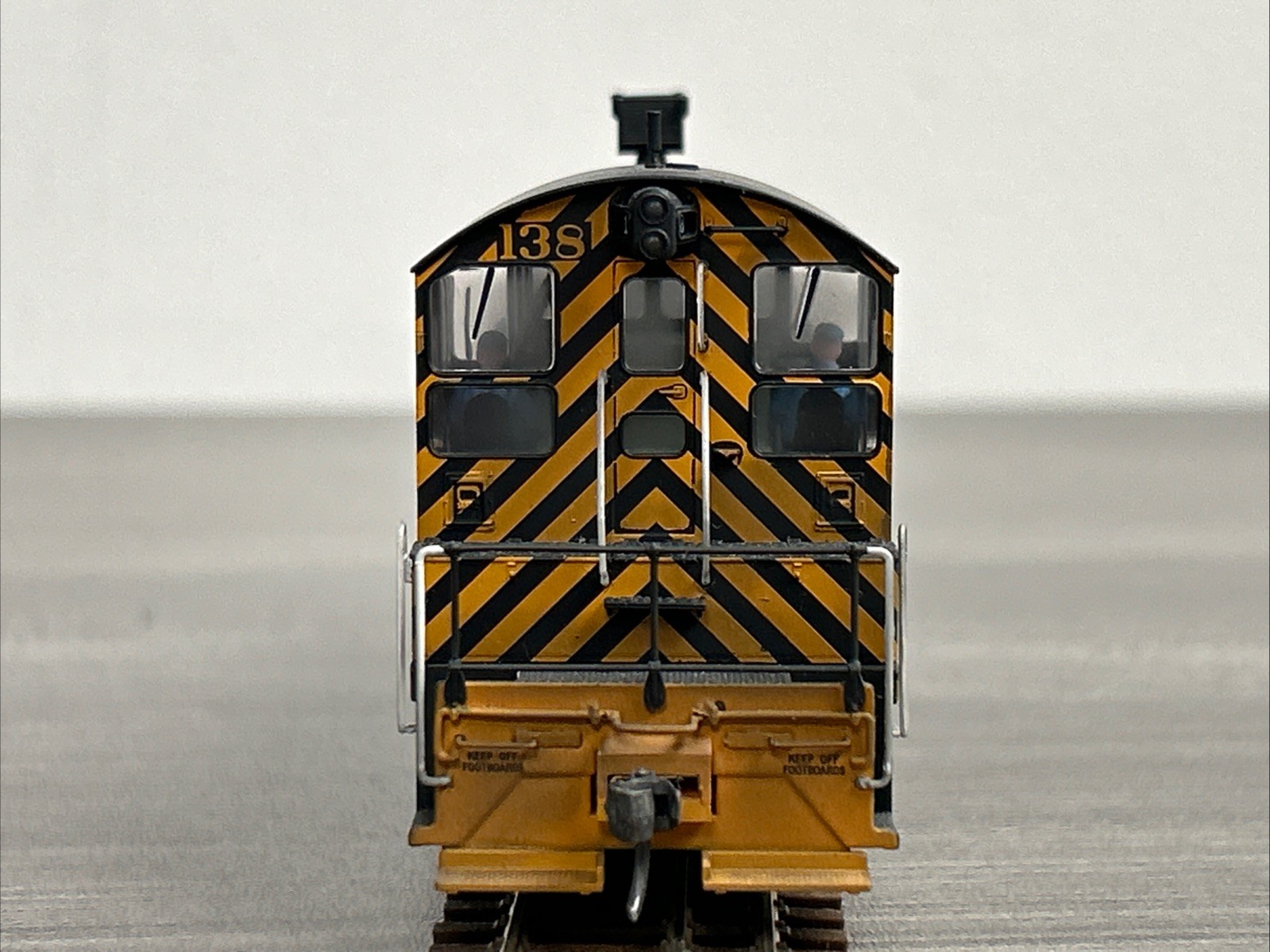 Walthers Proto HO #920-41437 EMD SW1200 Locomotive D&RGW #138 *Custom Weathered