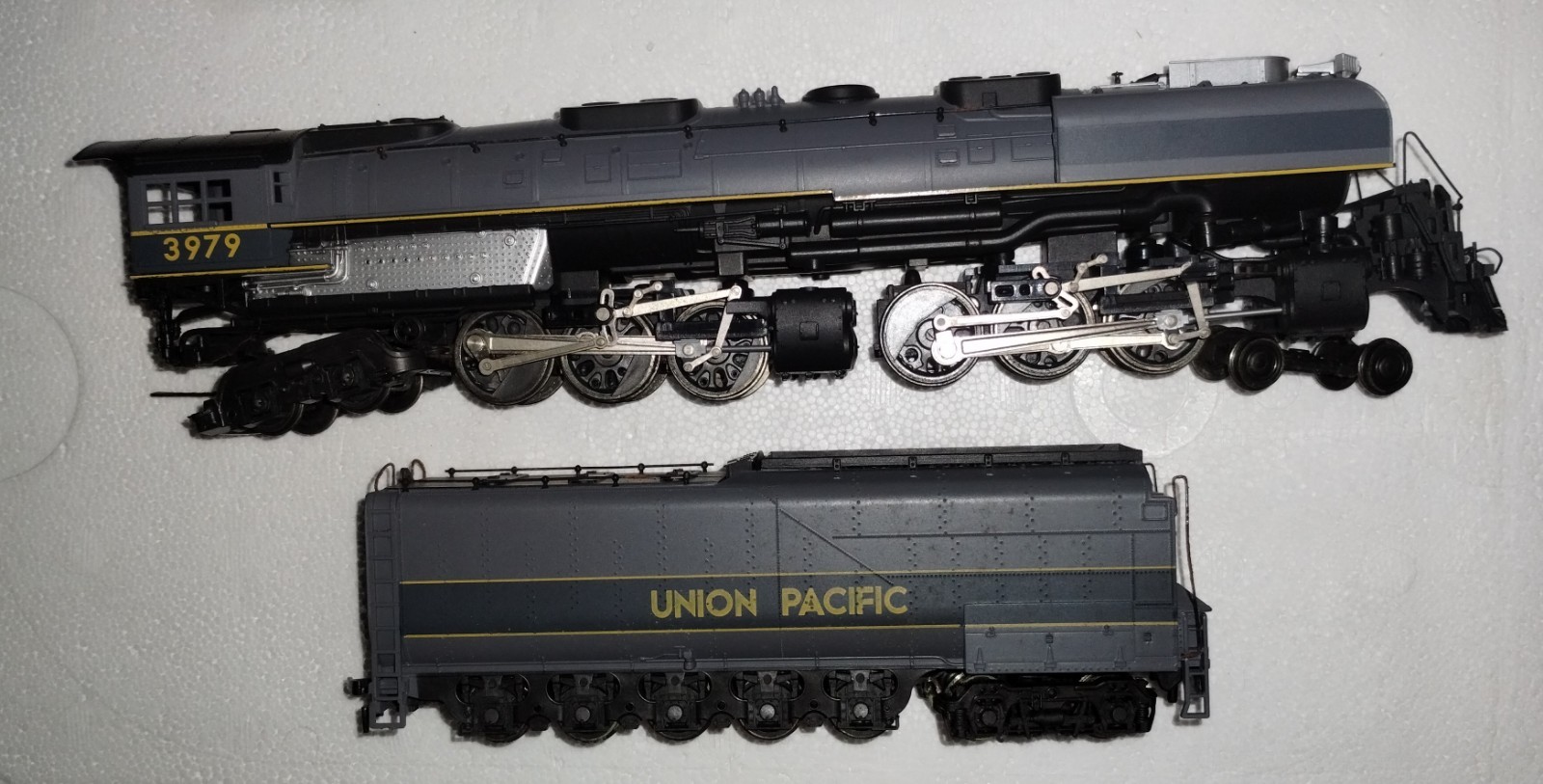 Rivarossi 4-6-6-4 Challenger UP 3979 HO New Never On Track But To Be Tested Good
