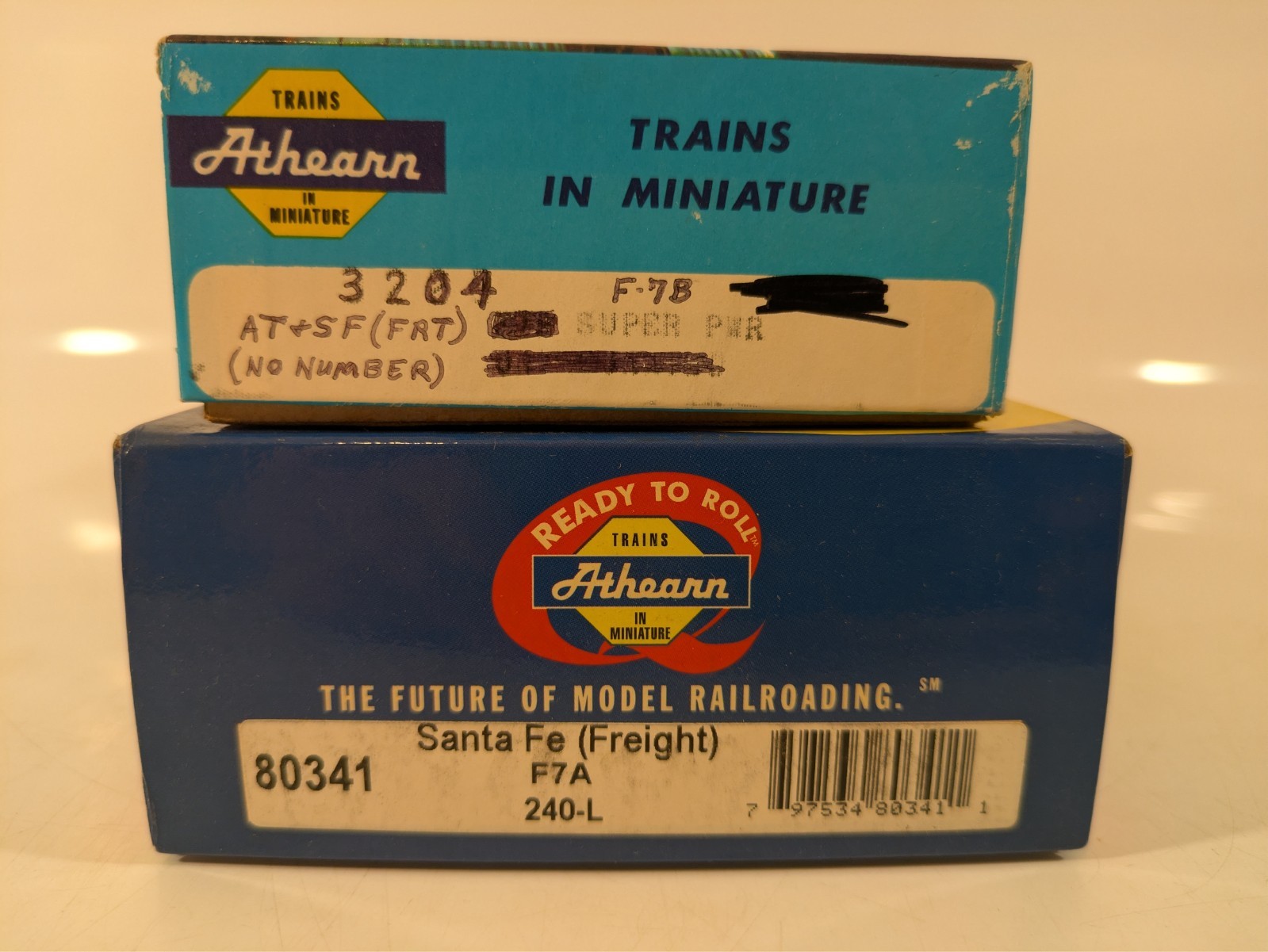 HO EMD F7A/F7B Set (Both Powered) ATSF Santa Fe DC NOS # 3204/80341