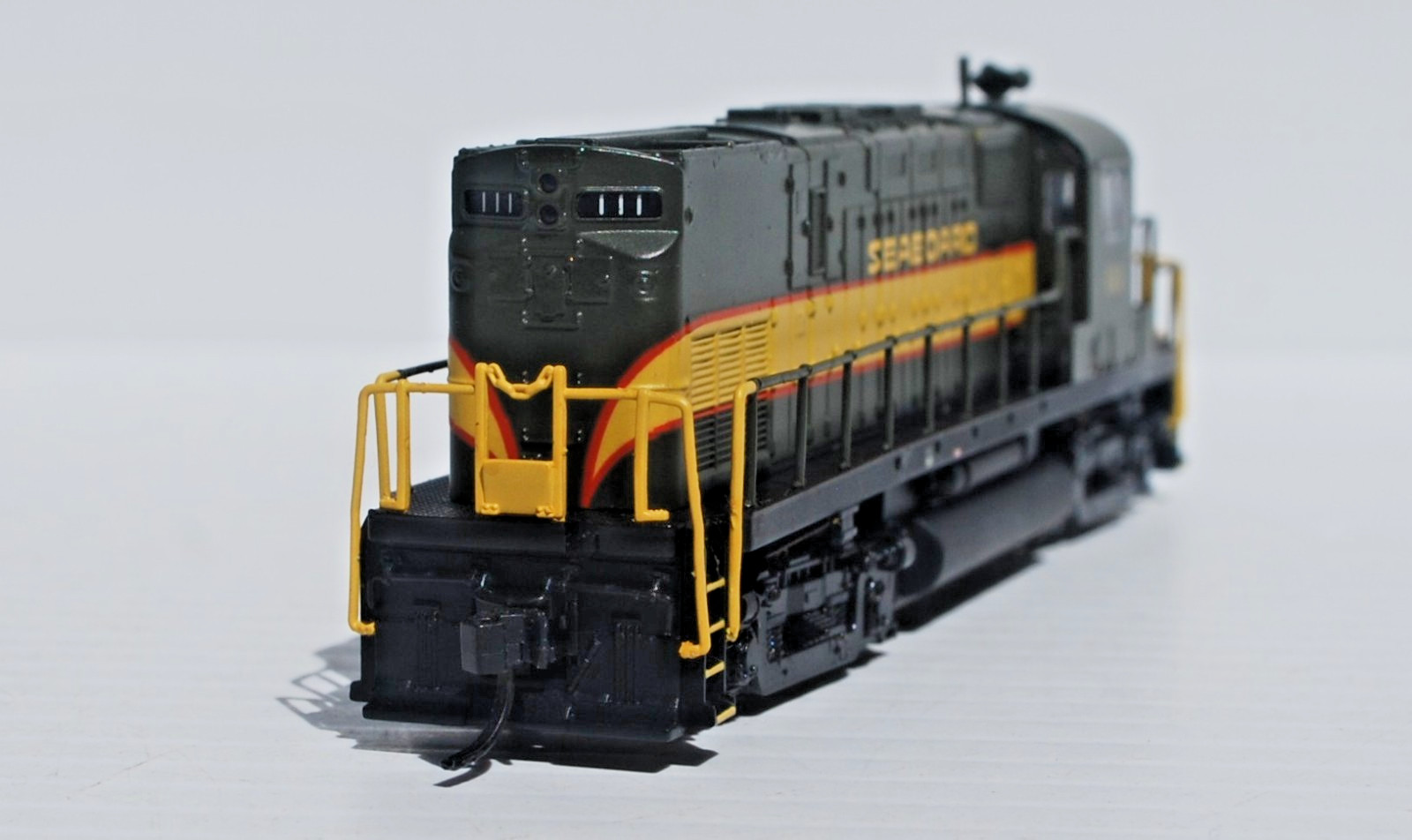 SEABOARD AIR LINE. N Scale. C420. DCC. Road # 111. Atlas. As New.