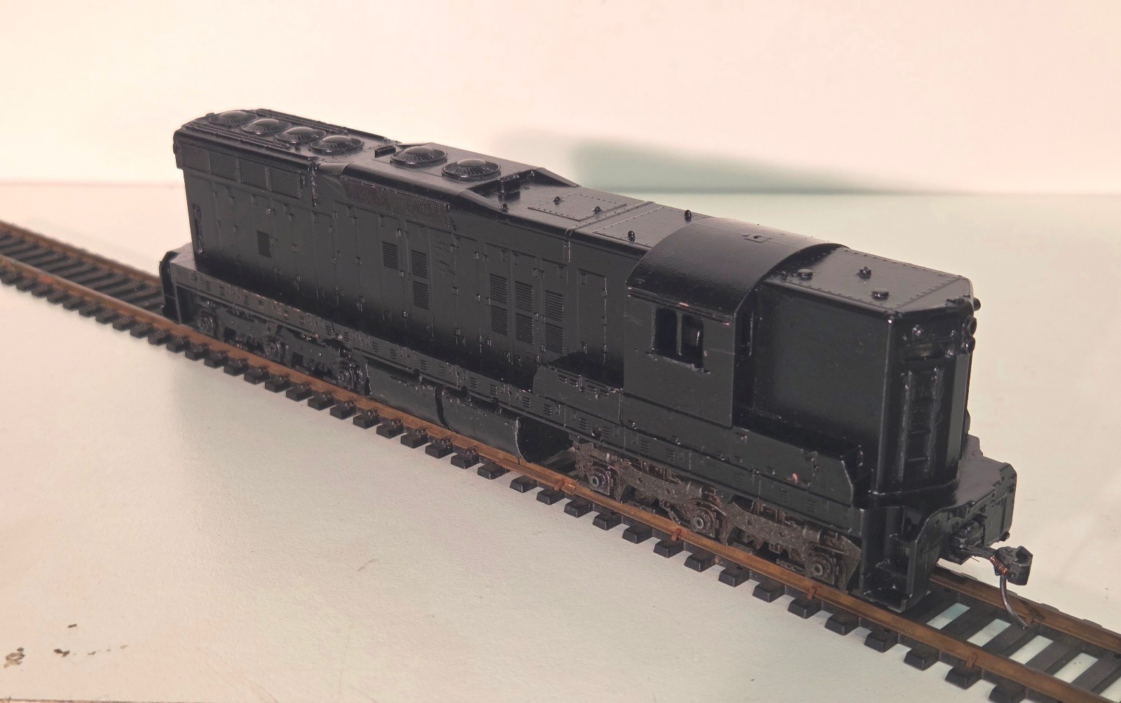 Vintage HO Scale ATHEARN SD7 Diesel Locomotive 6-Axle Drive / Kadee / was PRR