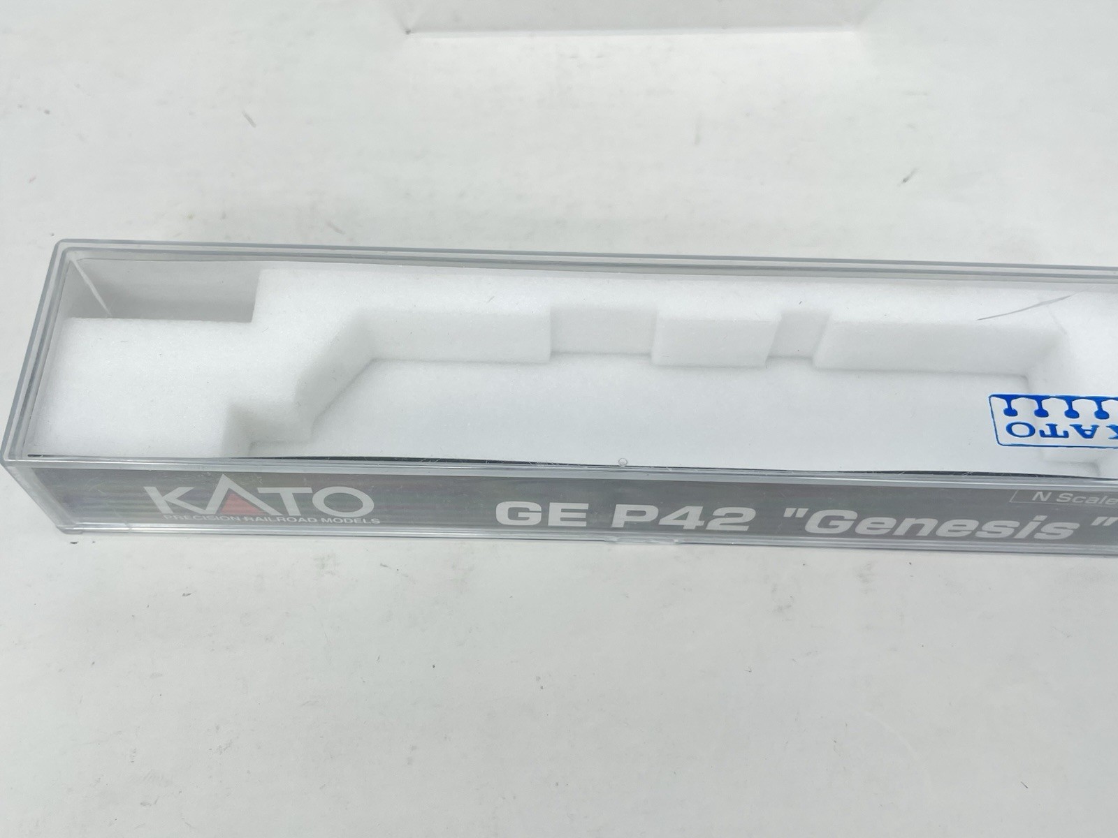 Kato N Scale GE P42 Genesis Amtrak Phase IV 176-6002 #97 Unused