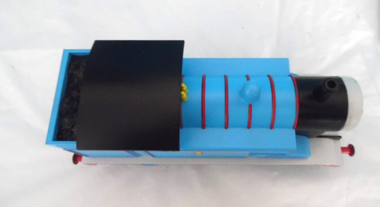 Lionel Thomas & Friends Train Engine w/ 2-Annie & 2-Clarabel Cars, O Gauge