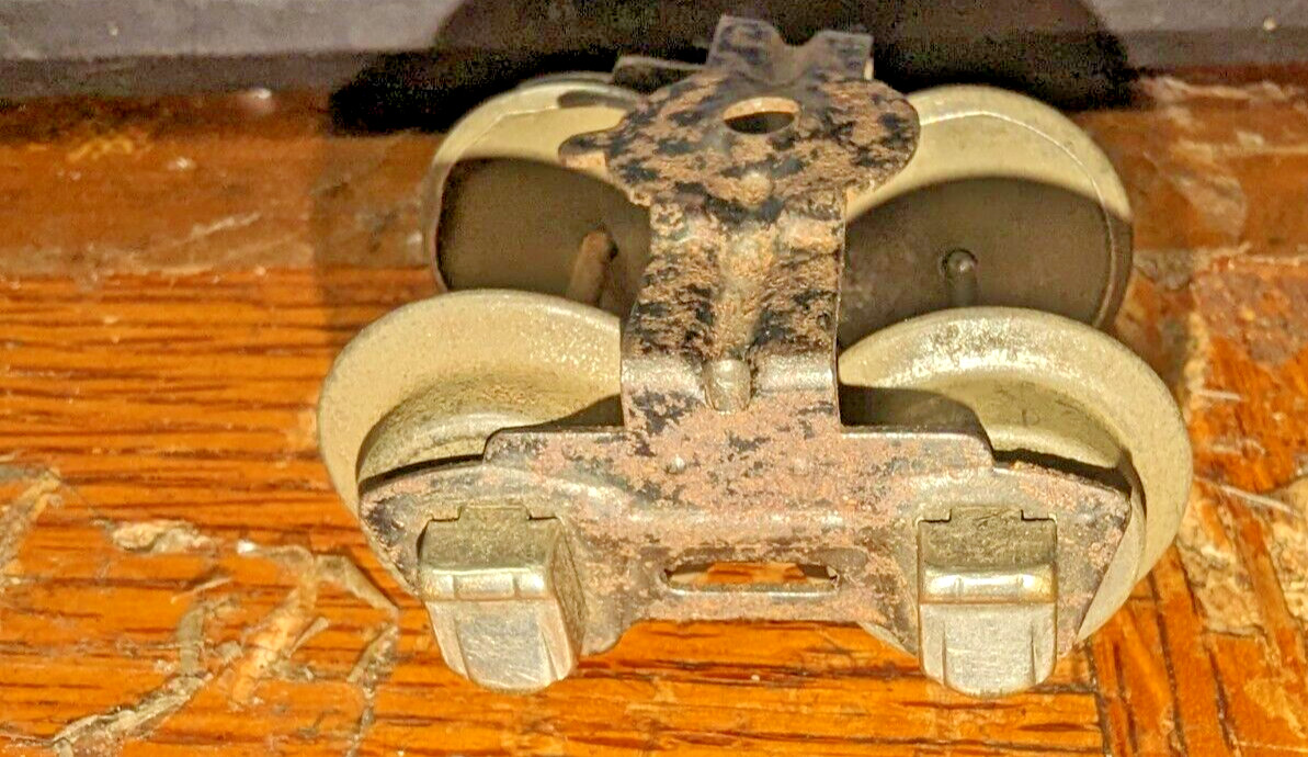 ORIG 30’S AMERICAN FLYER PREWAR O GAUGE TIN TYPE NO SPRING IMPRINT TRUCKS