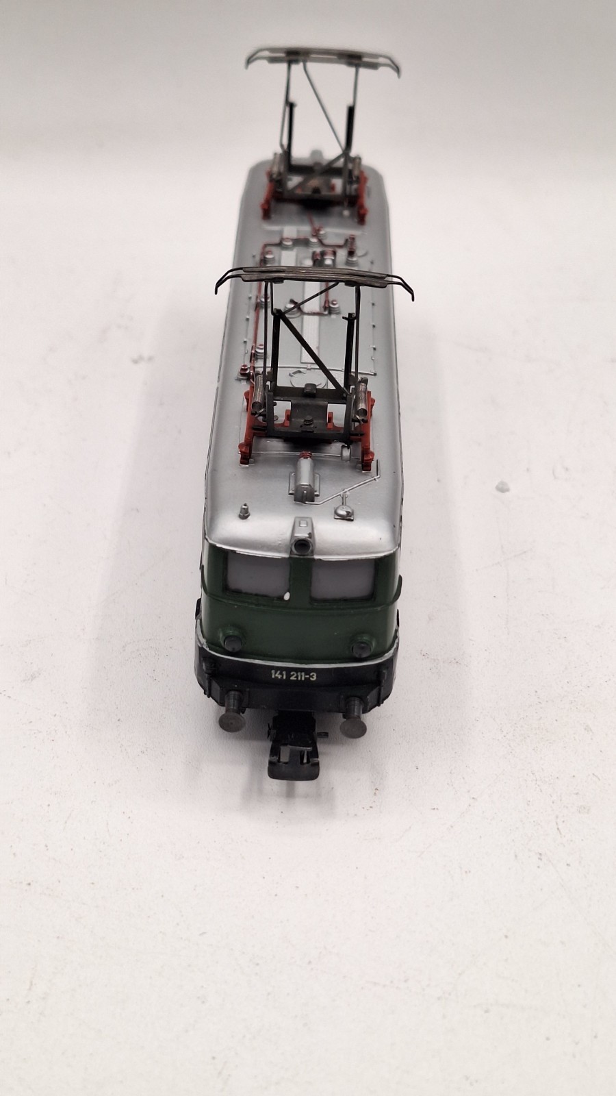 Marklin 3037 HO Scale AC, DB Electric Locomotive 141 211-3 Tested like just Made