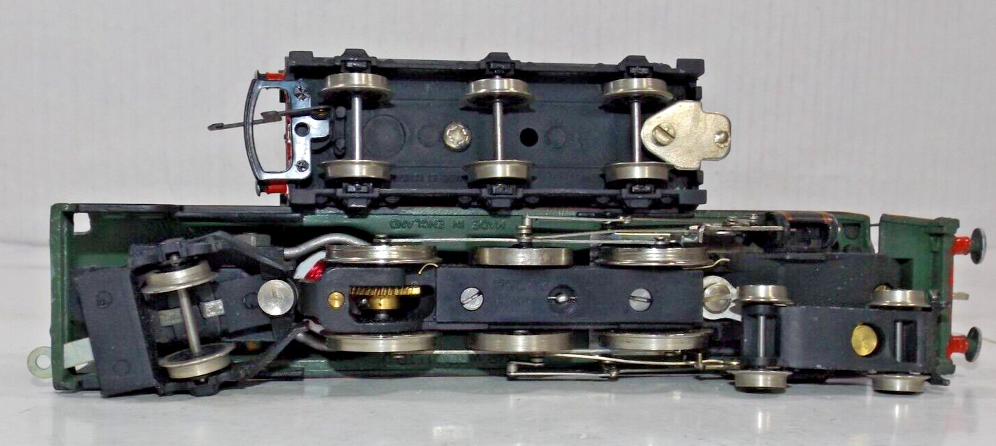 Wrenn OO/HO City of Birmingham 4-6-2 steam engine in original box